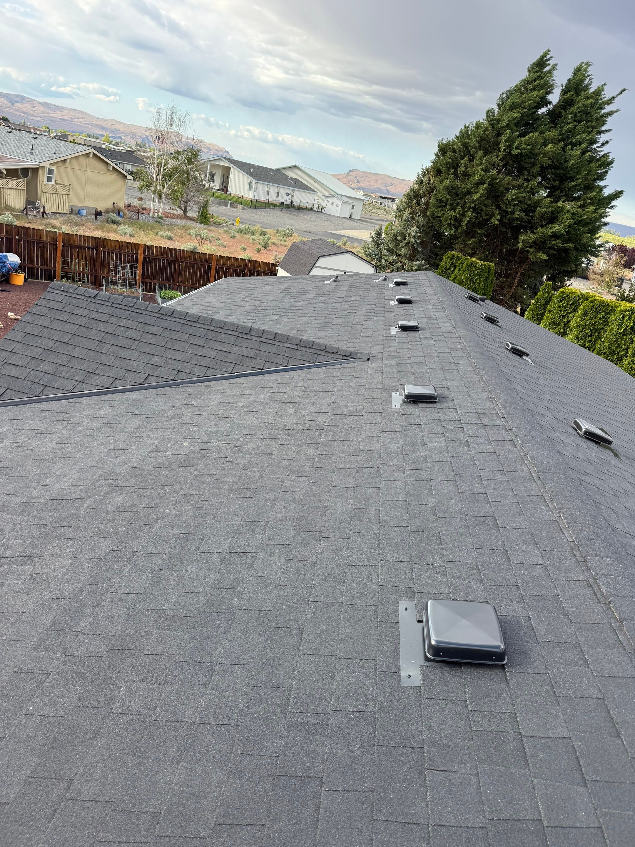 Residential Roof Replacement with Architectural Shingles and Skylight in Date Place Mattawa, WA 99349 The Denali System - 5-Star SureStart PLUS Coverage - CertainTeed 50 Year Material Guarantee - CertainTeed Workmanship Guarantee: 30 Years - CertainTeed Warranty Transfer Period: 20 Years - Certainteed Landmark® Shingle - Cinder Black by Alpine Roofing