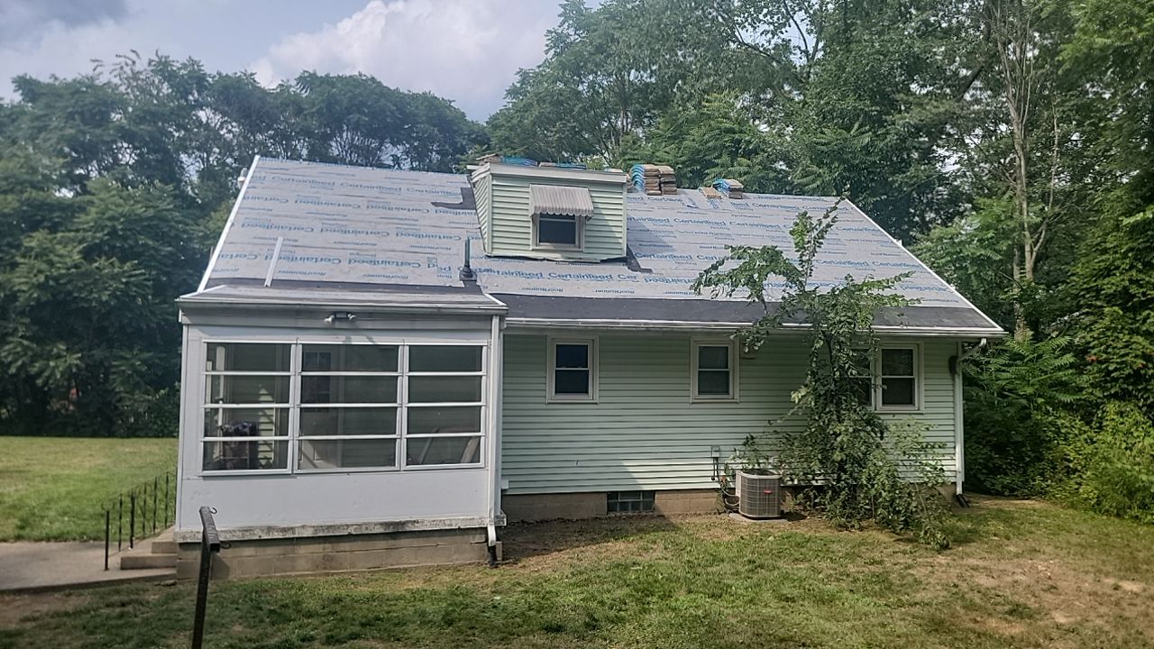 Crystal Little 4128 Mapleton by Silver Leaf Contracting 