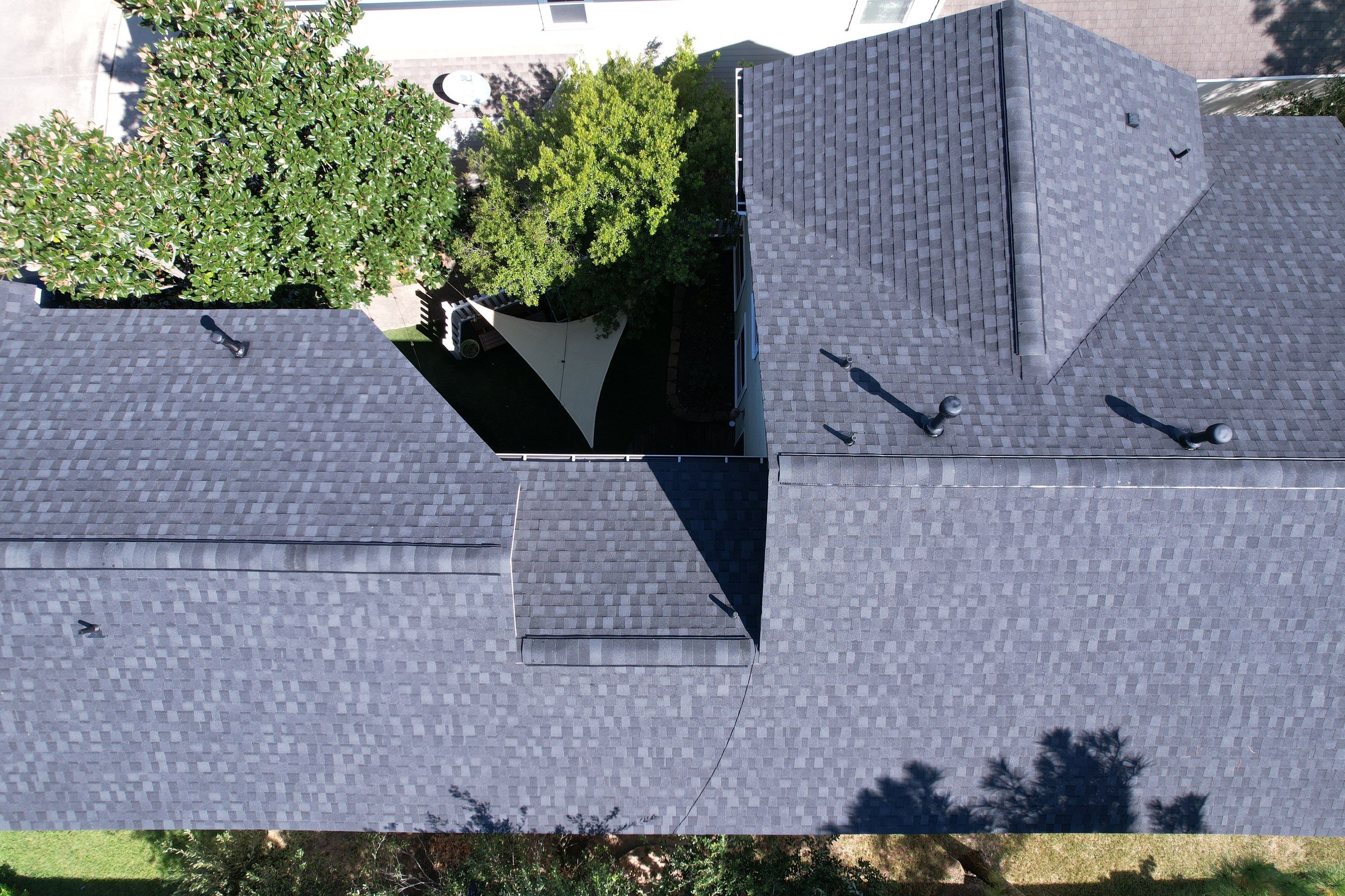 TAMKO Titan Rustic Black by STX Roofing