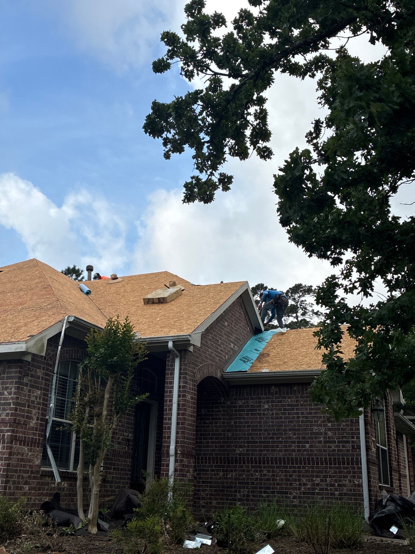 Roof Replacement in Sterling Ridge, Spring TX by Roof Repair Company