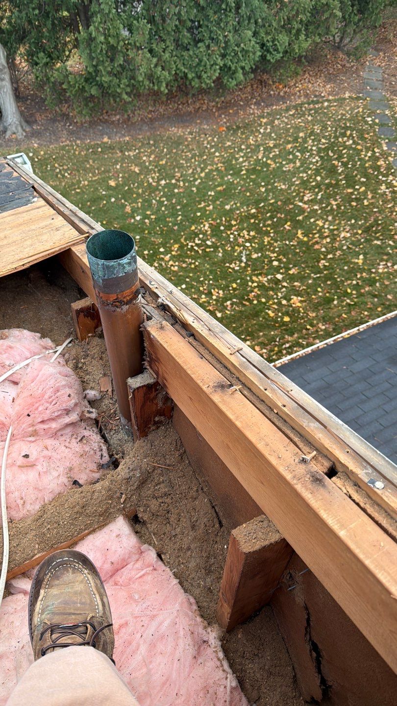 Roof Replacement using Owens Corning Onyx Black by 180 Contractors