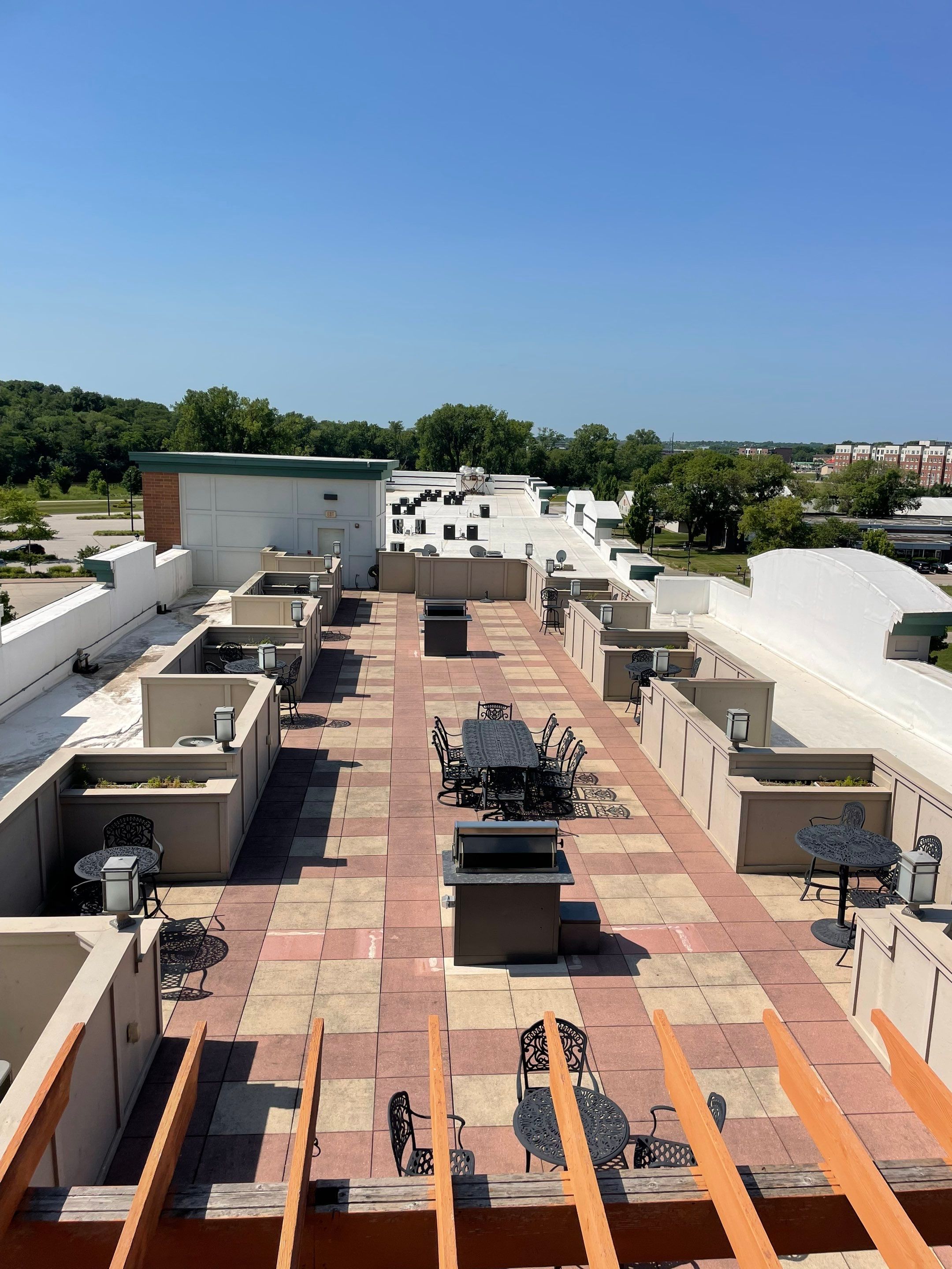 Black Hawk Roof Company Inc. featured photo.