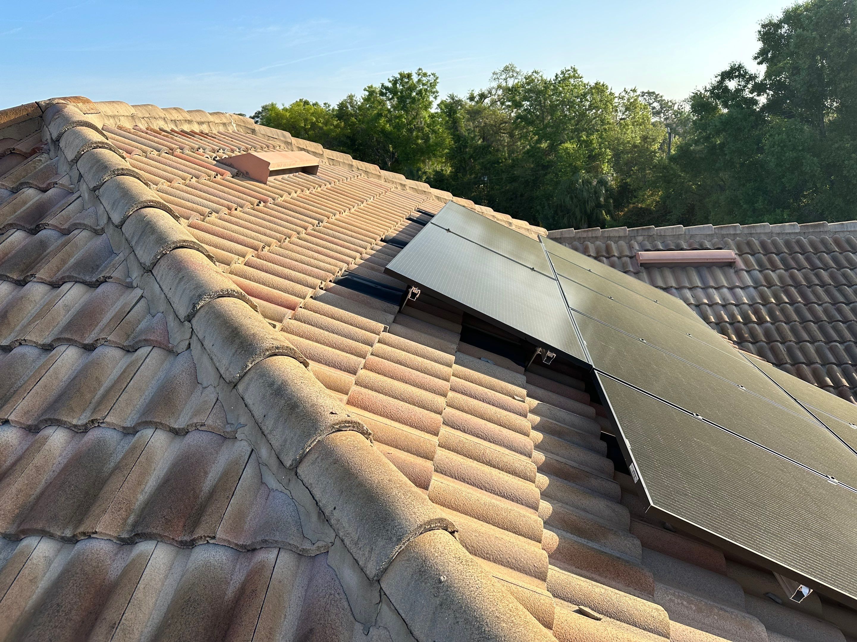Concrete Tile Roof Cleaning in Winding River Community, Bradenton, FL | Sunshine AquaWash by Sunshine AquaWash