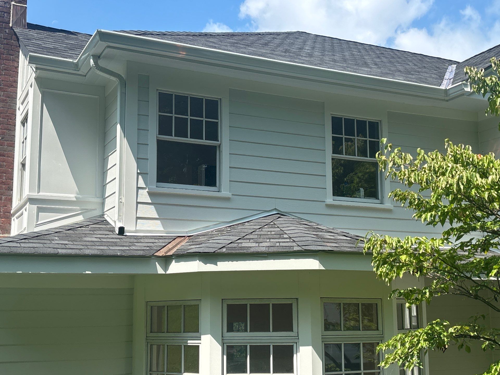 James Hardie Lap and Board & Batten Colonial in Briarcliff Manor, NY by Ideal Siding - Westchester