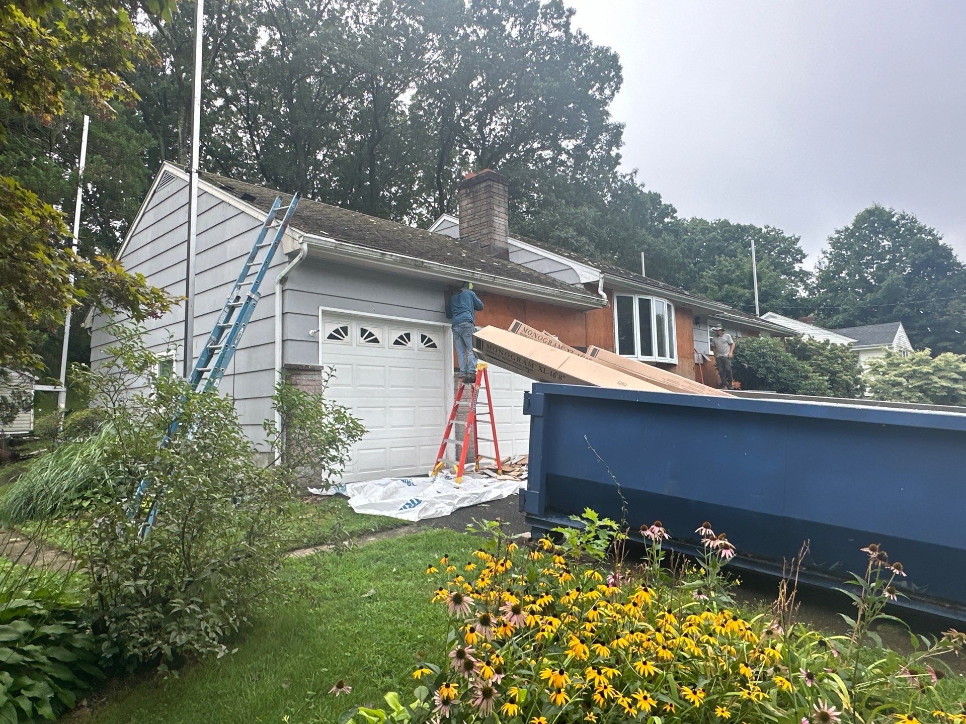 Siding Installation using CertainTeed Monogram Vinyl Siding - D4 - Granite Gray by A Plus Exterior
