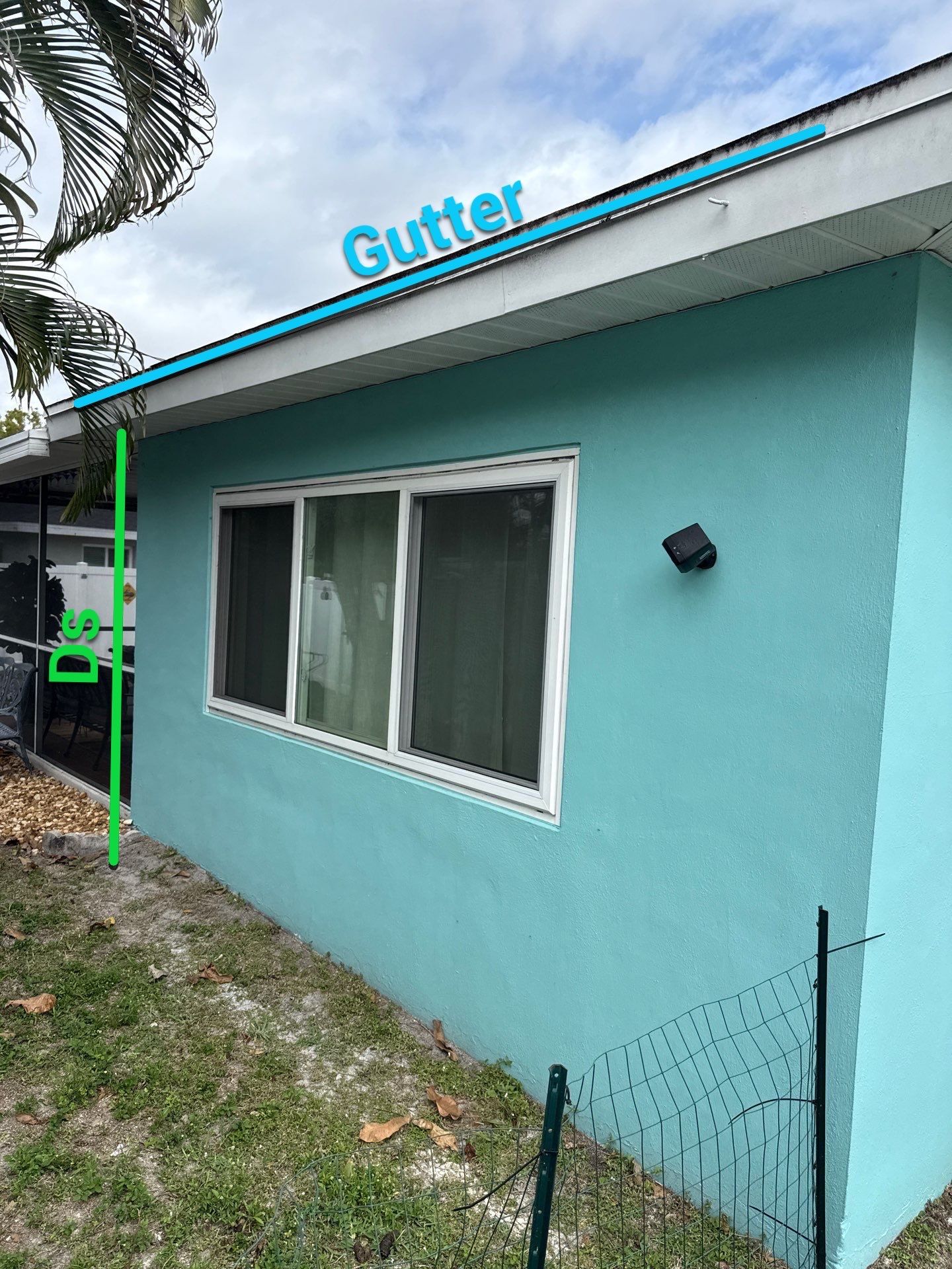 White K Style Seamless Gutters using 6 Inch Seamless Gutters with Downspouts in Fort Myers FL by Gutter Professors