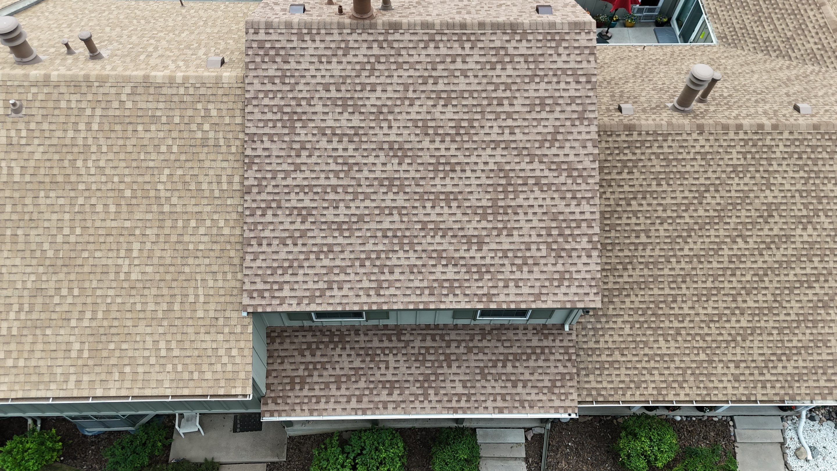 HOA loves the new roof! by Modern Roofing Group