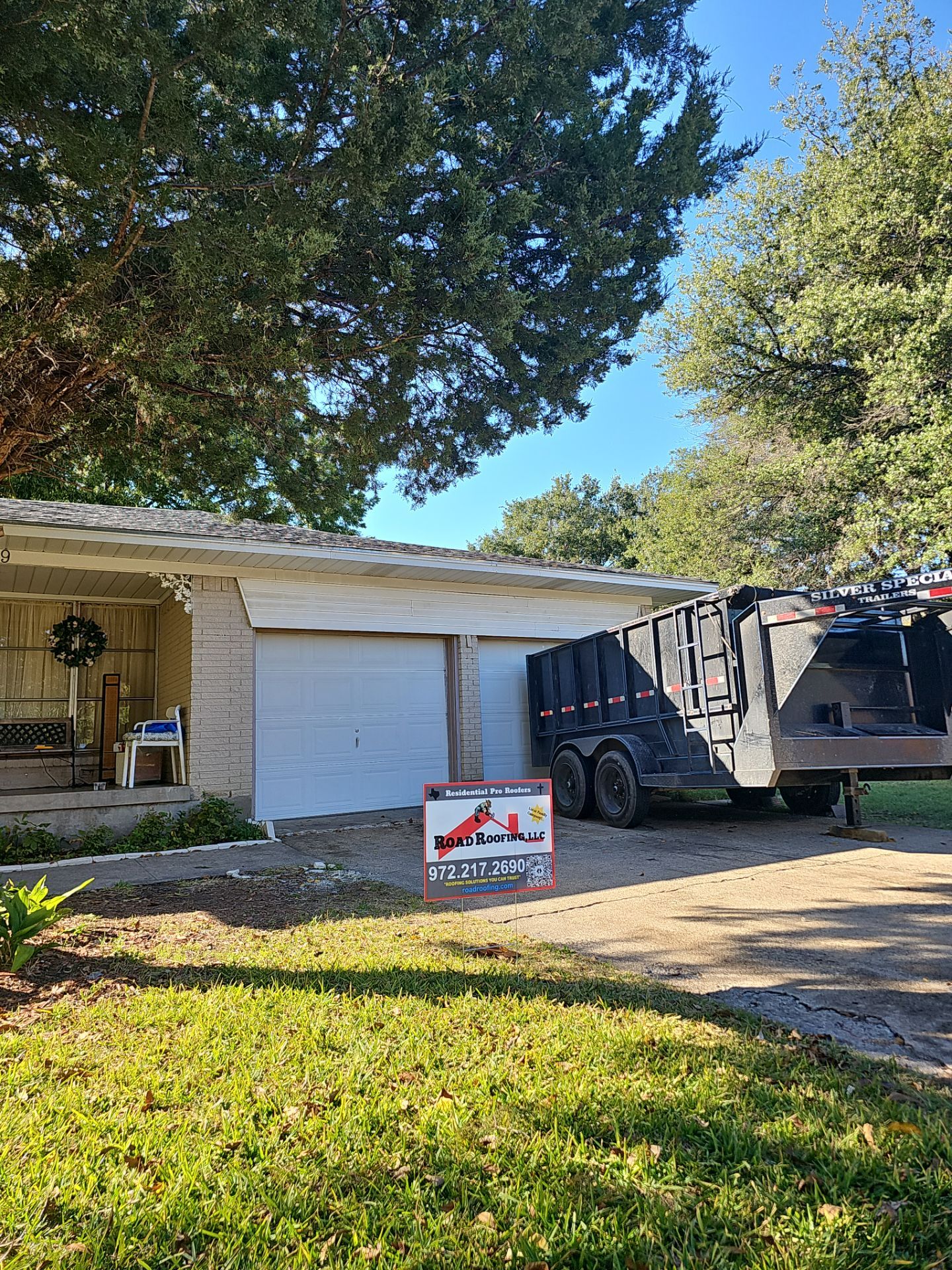 ROAD ROOFING, LLC featured photo.