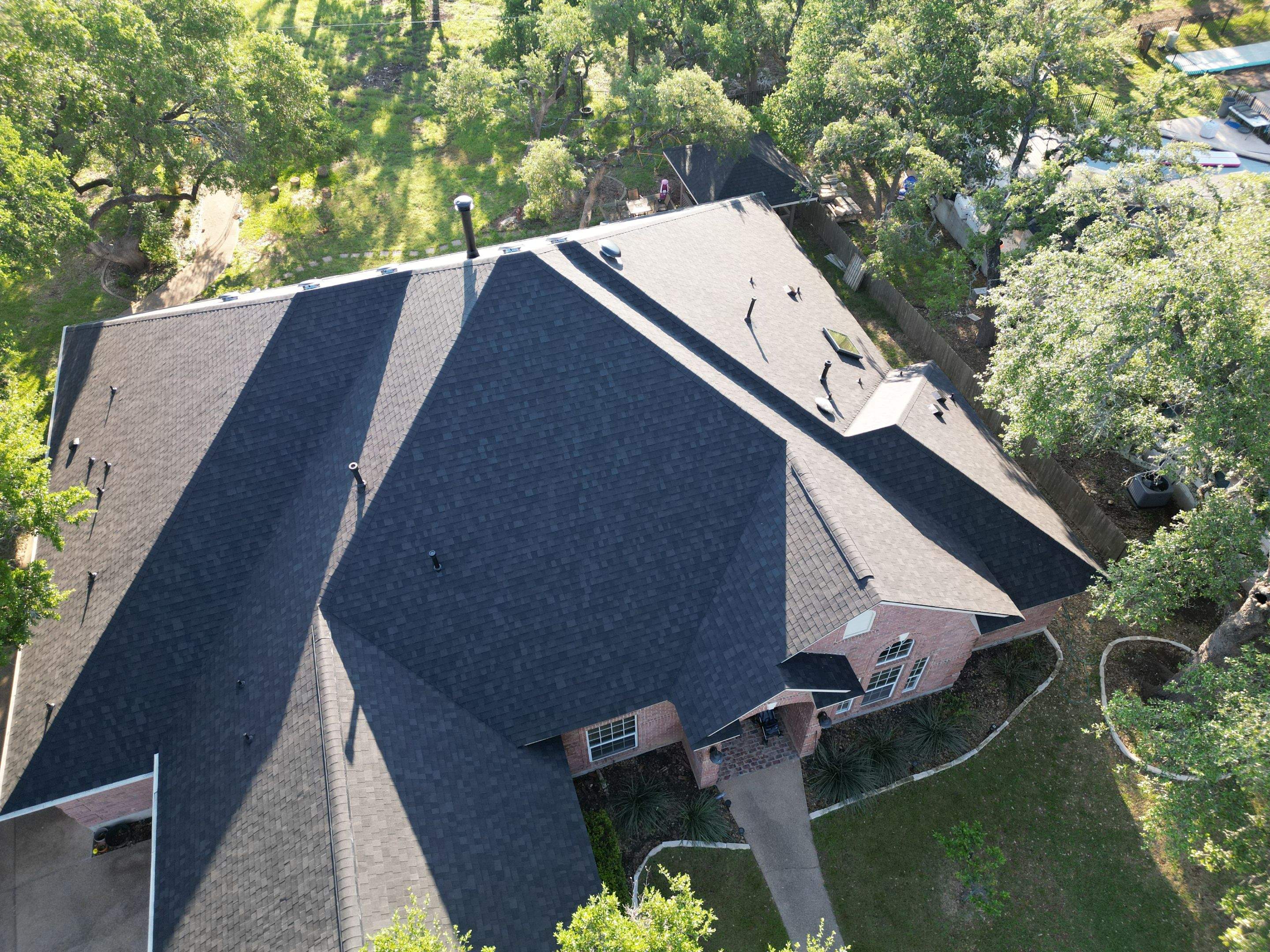 Onyx Black - Owens Corning TruDefinition Duration by RoofsOnly.com