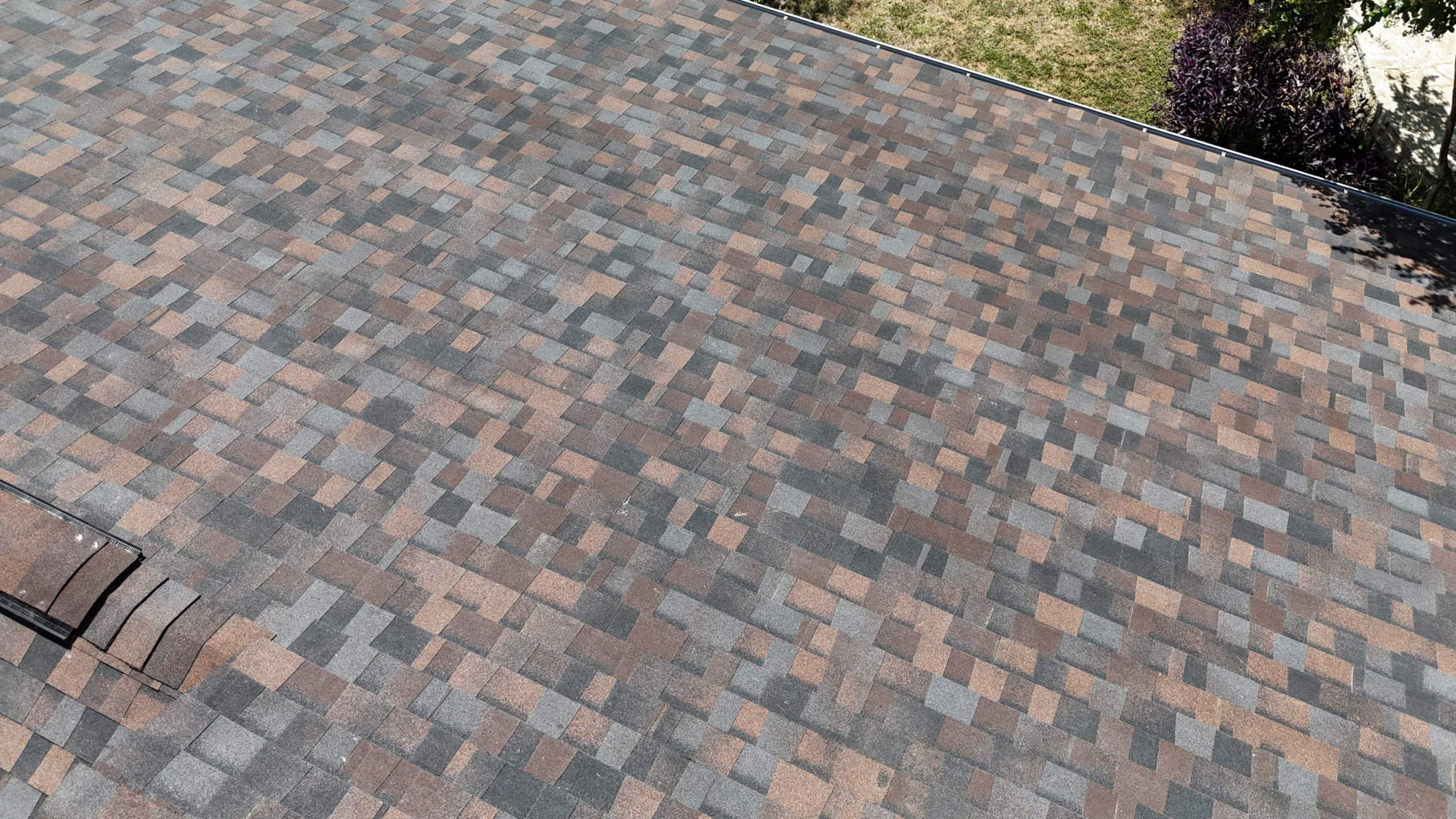 Bourbon - Owens Corning TruDefinition Duration  by RoofsOnly.com