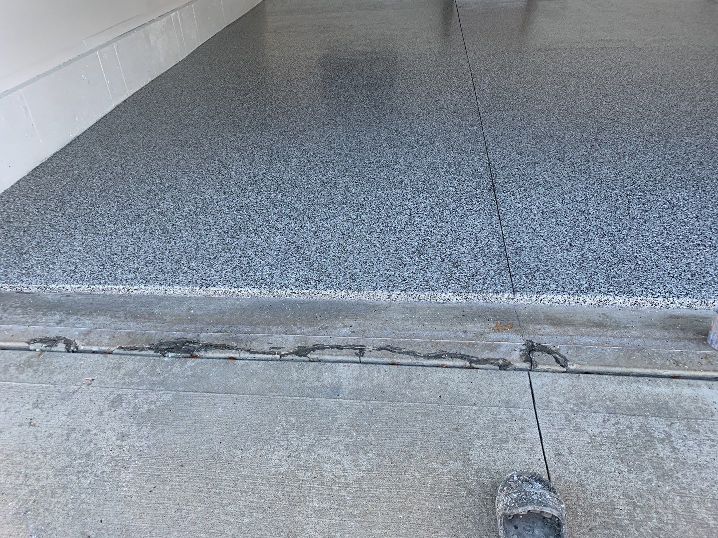 Garage using Domino  by Select Painting, Coatings & Garage Cabinets