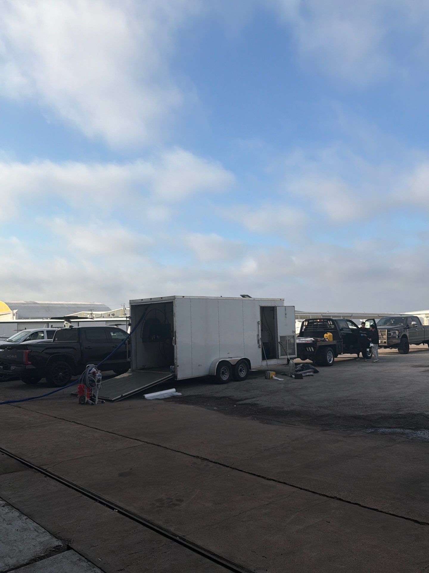 20,000 SF Airplane Hangar  by Apex Insulation Solutions