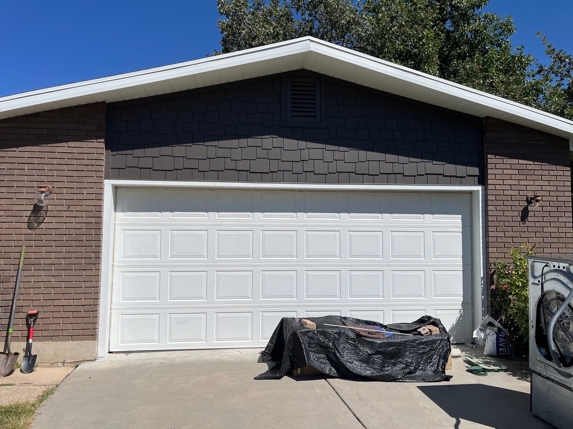 Fruit Heights | Hardie B&B & Shakes | Rich Espresso by Ideal Siding Utah
