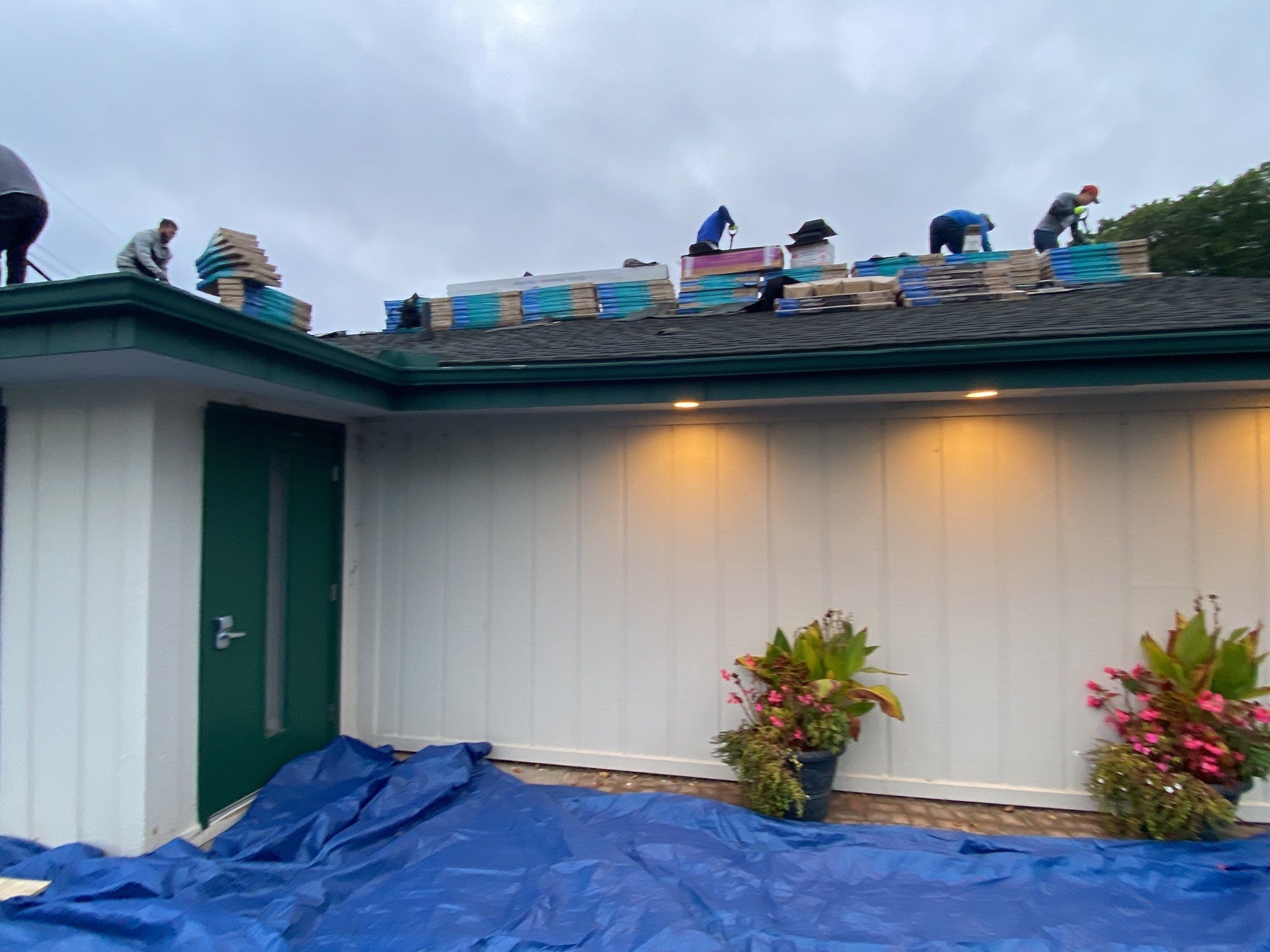 Roof Replacement using CertainTeed Landmark by 180 Contractors