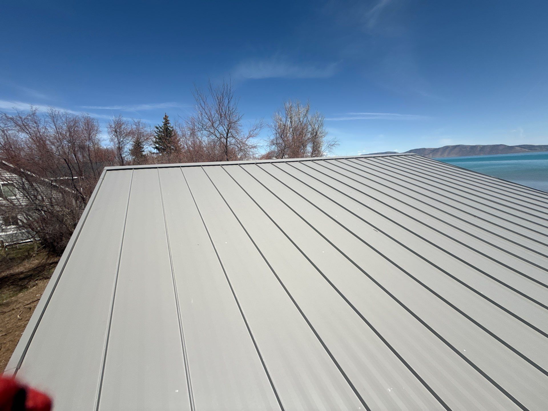 Light Stone Standing Seam by Reimagine Roofing