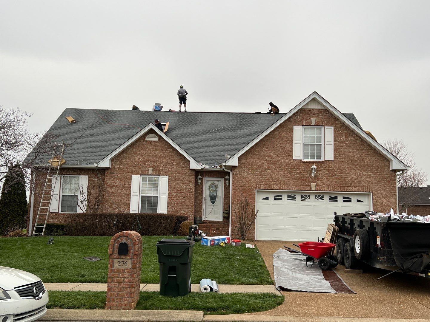 GAF Timberline HDZ in Oyster Gray by Undersun Roofing 