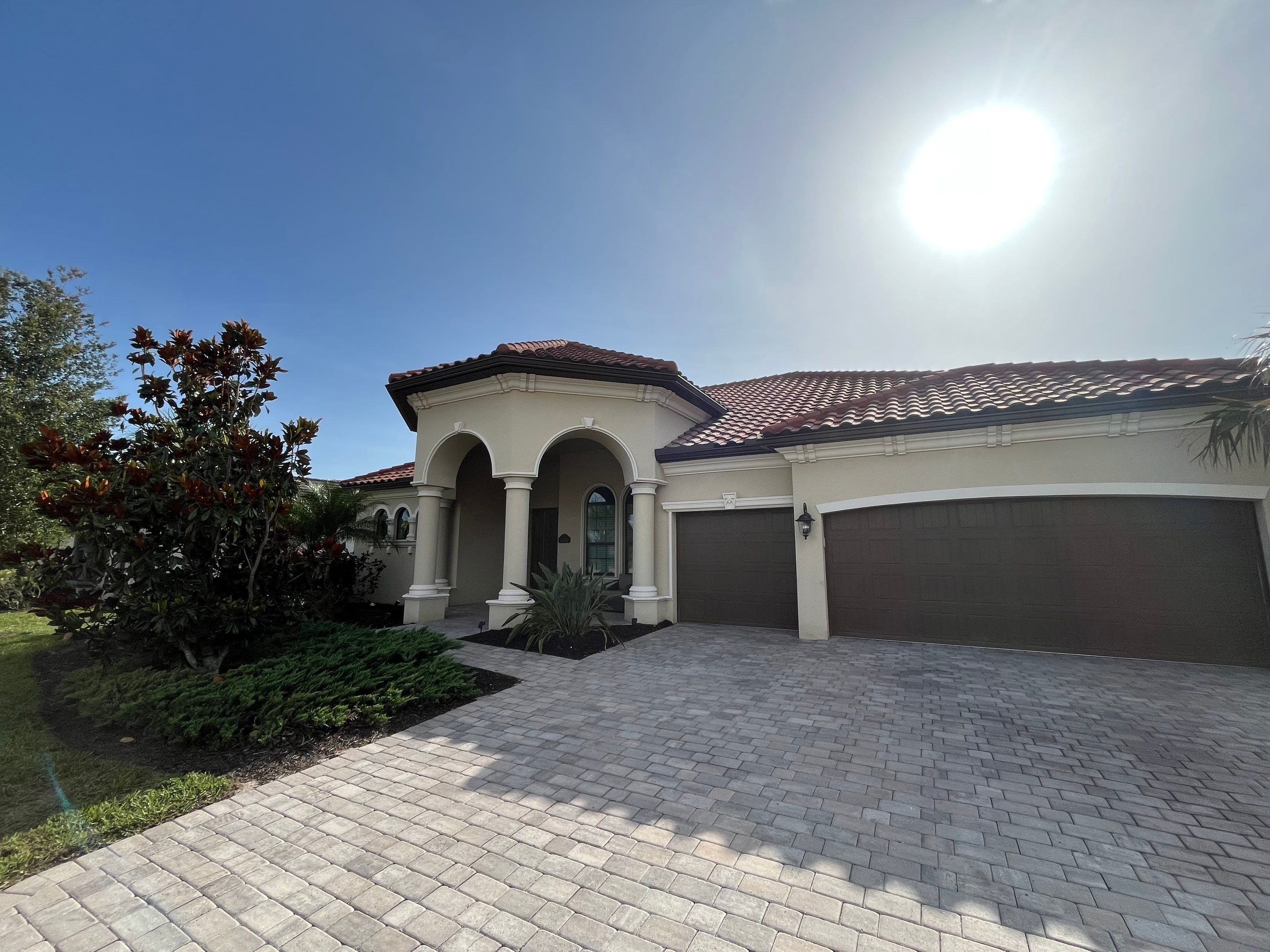 Musket Brown Seamless Gutters using Musket Brown Seamless Gutters in Brudenton by Gutter Professors