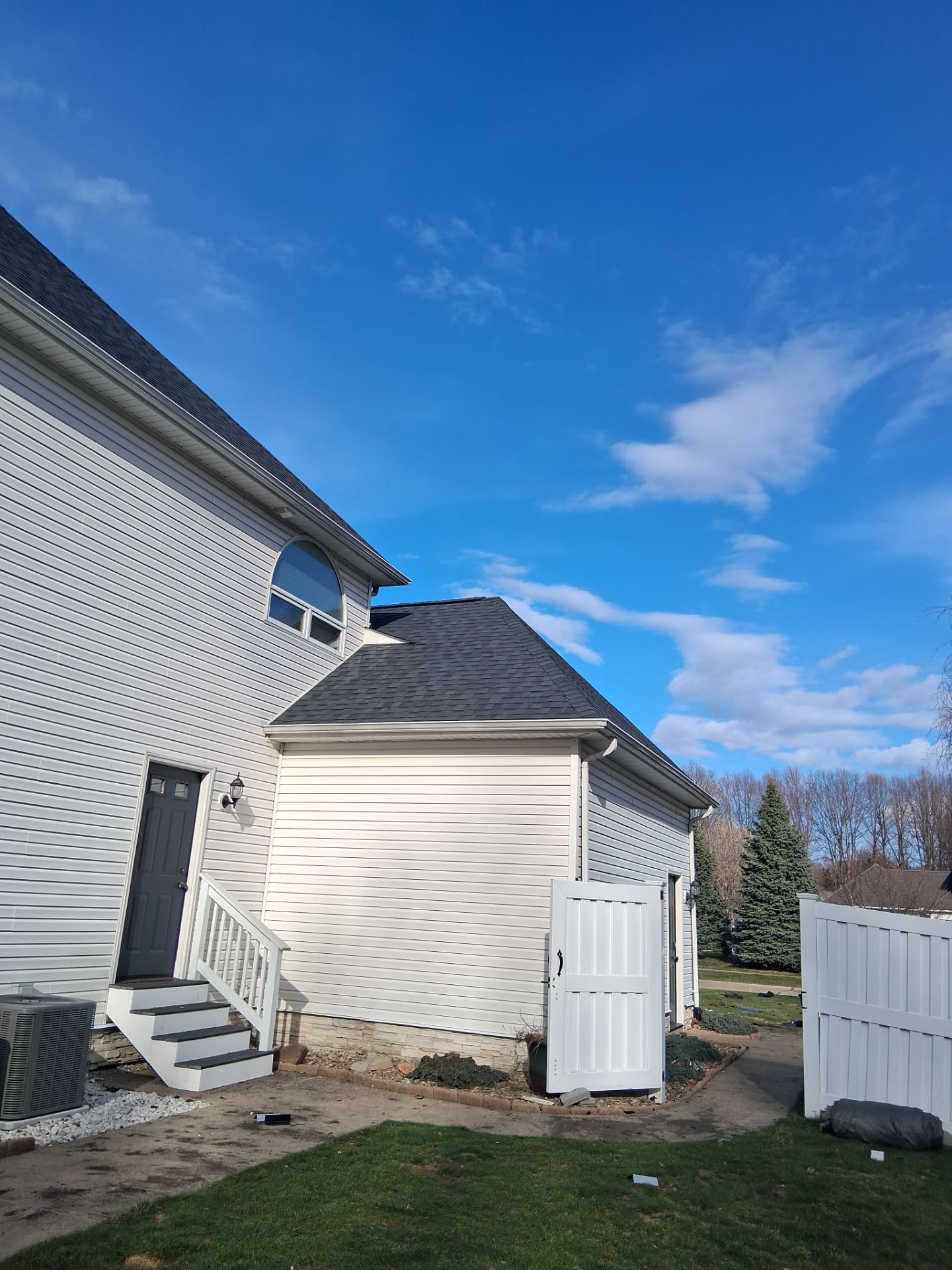 Roof Replacement by Homestyle in Mentor by Homestyle Home Improvements (HHI)