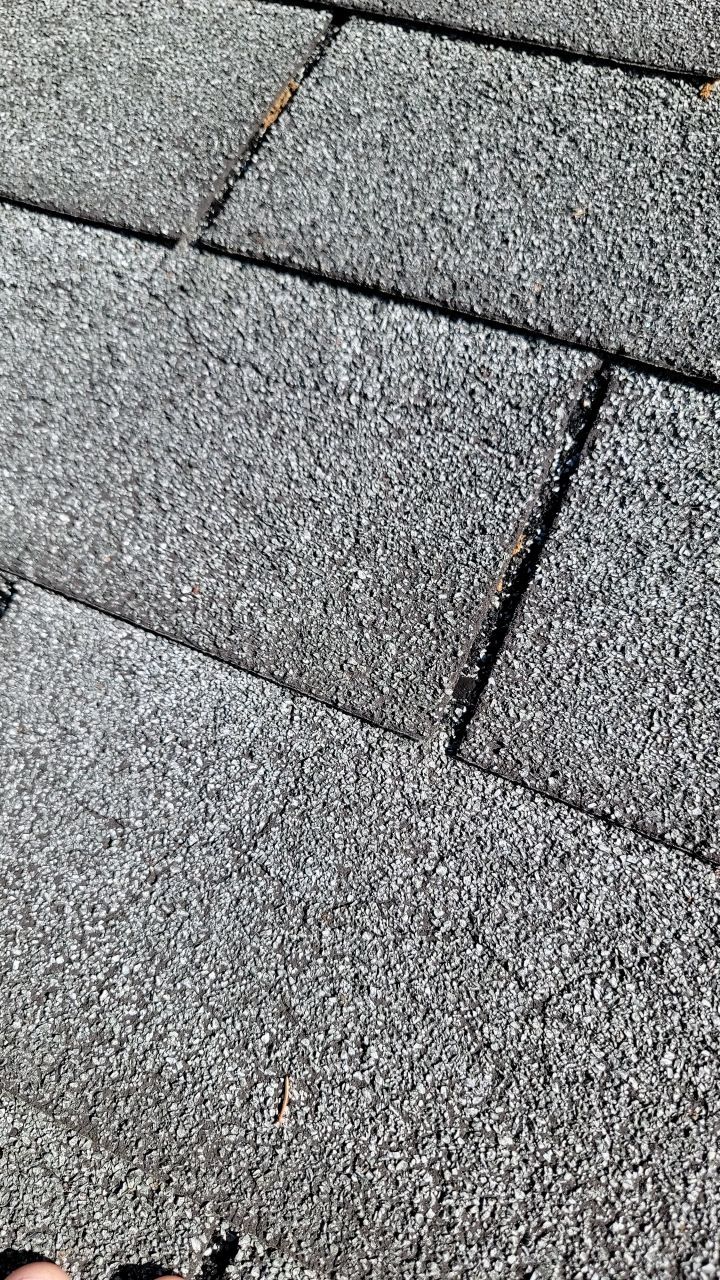 Brand: Atlas Pinnacle Color: Pristine Sunset Drip: White by Eagle Eye Roofing