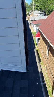Turtle Shell gutter protection installation in Chicago, IL 60634, photograph 14