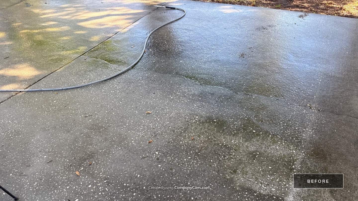 Concrete Driveway & Sidewalk Cleaning ā Peppermill IV at Providence Lakes, Brandon, FL by Sunshine AquaWash
