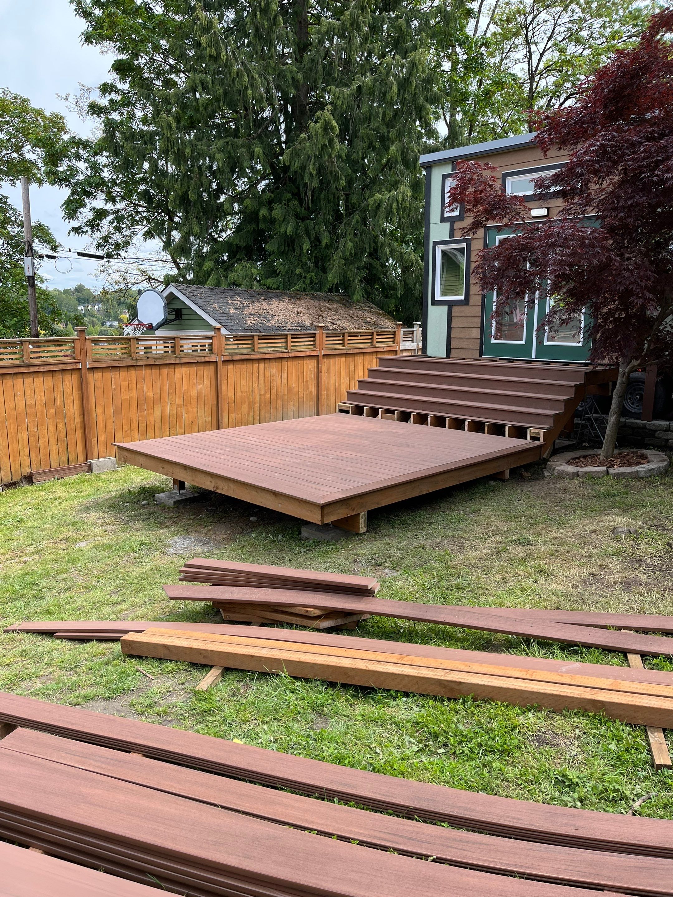 Seattle Decking by Alki deck builders 