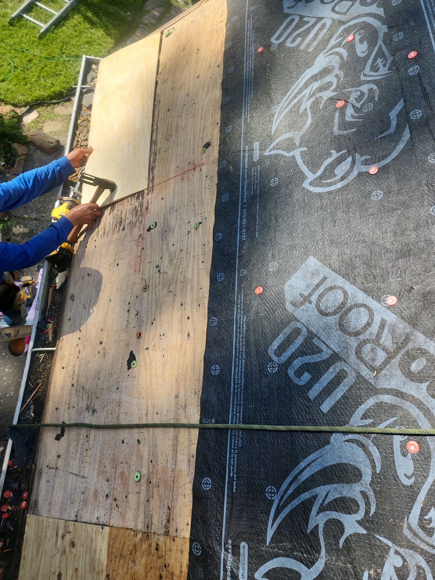 Residential Roofing Installation using Owen's Corning Duration (Lifetime) Shingles by Roof Repair Company