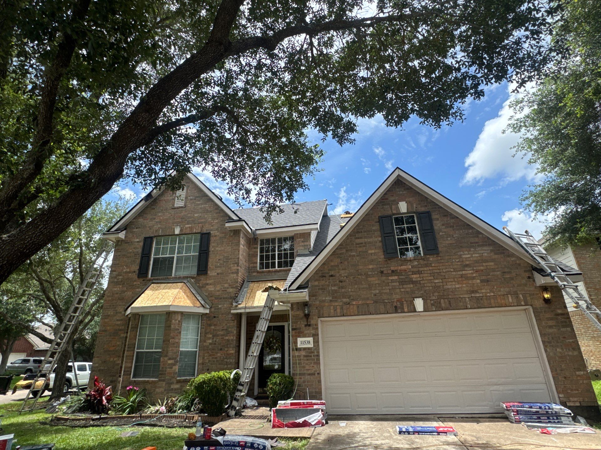 Roof Replacement in Woodbridge, Sugar Land TX by Roof Repair Company