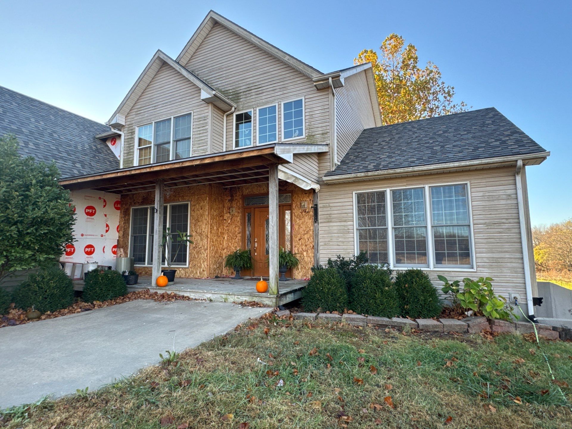 Comprehensive Residential Roof and Siding Replacement in Smithville Missouri by EEC Windows, Siding & Roofing