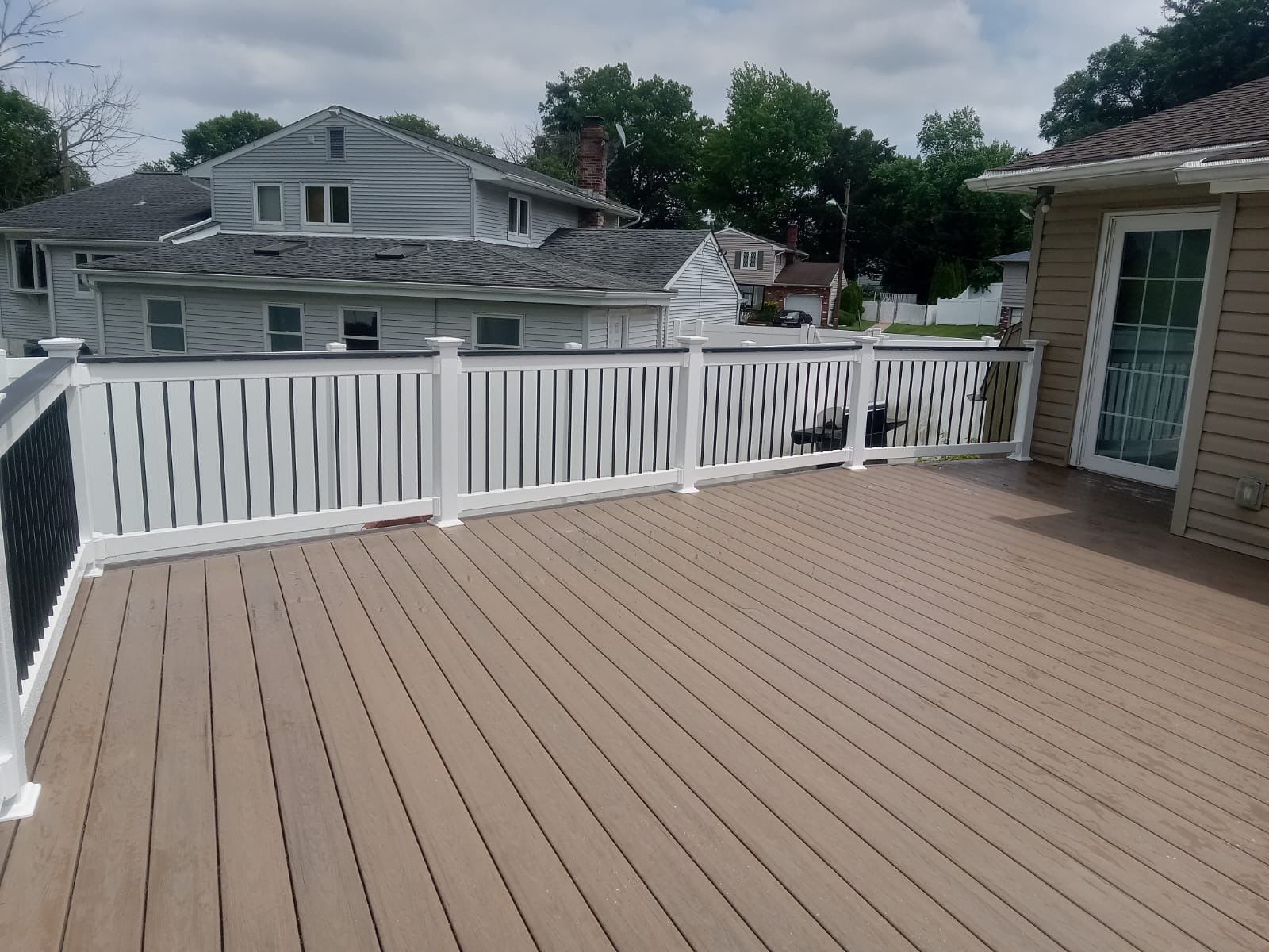 New Deck in Delran, New Jersey by deck guardian