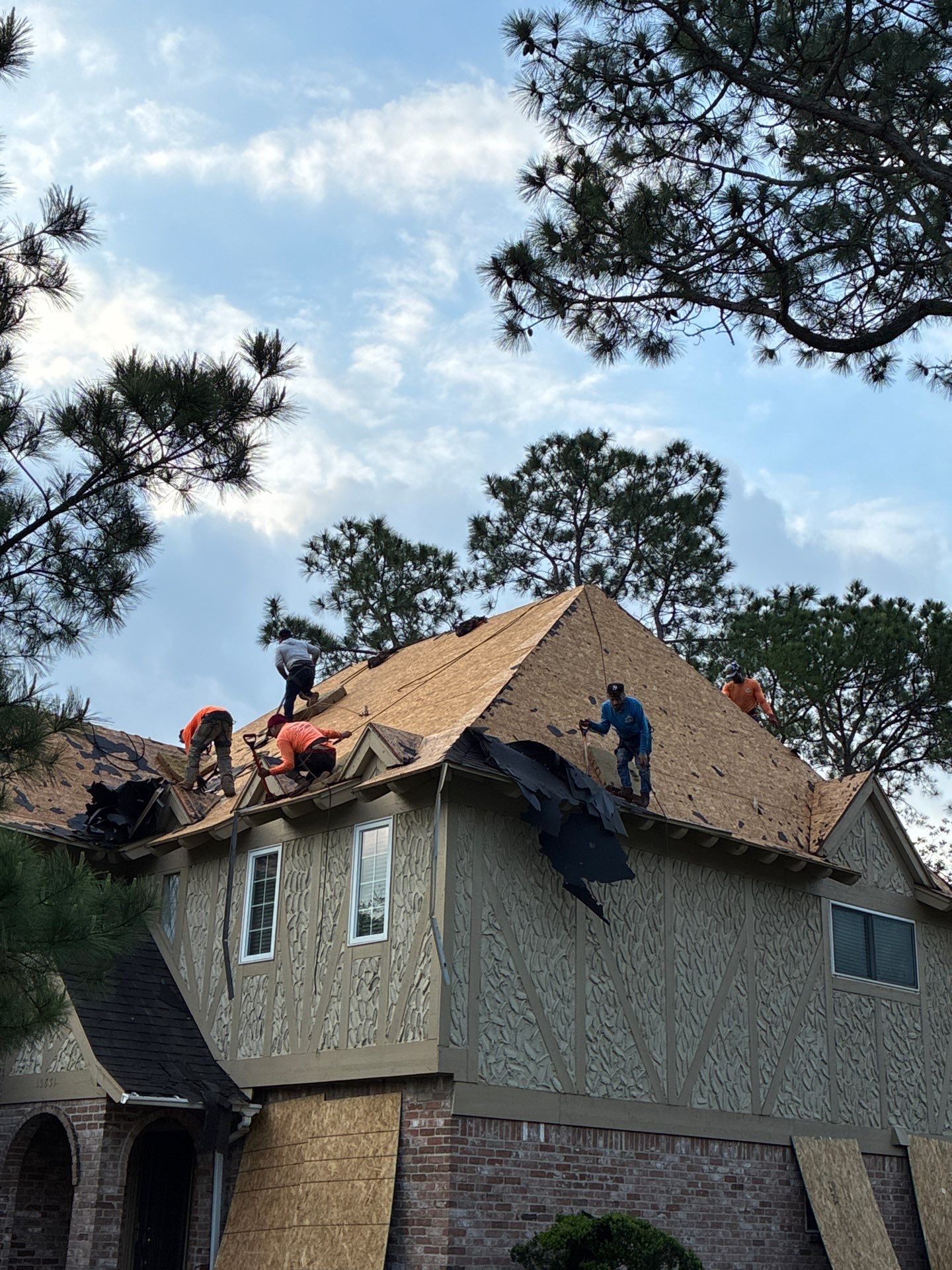 Roof Replacement in Houston TX by Roof Repair Company