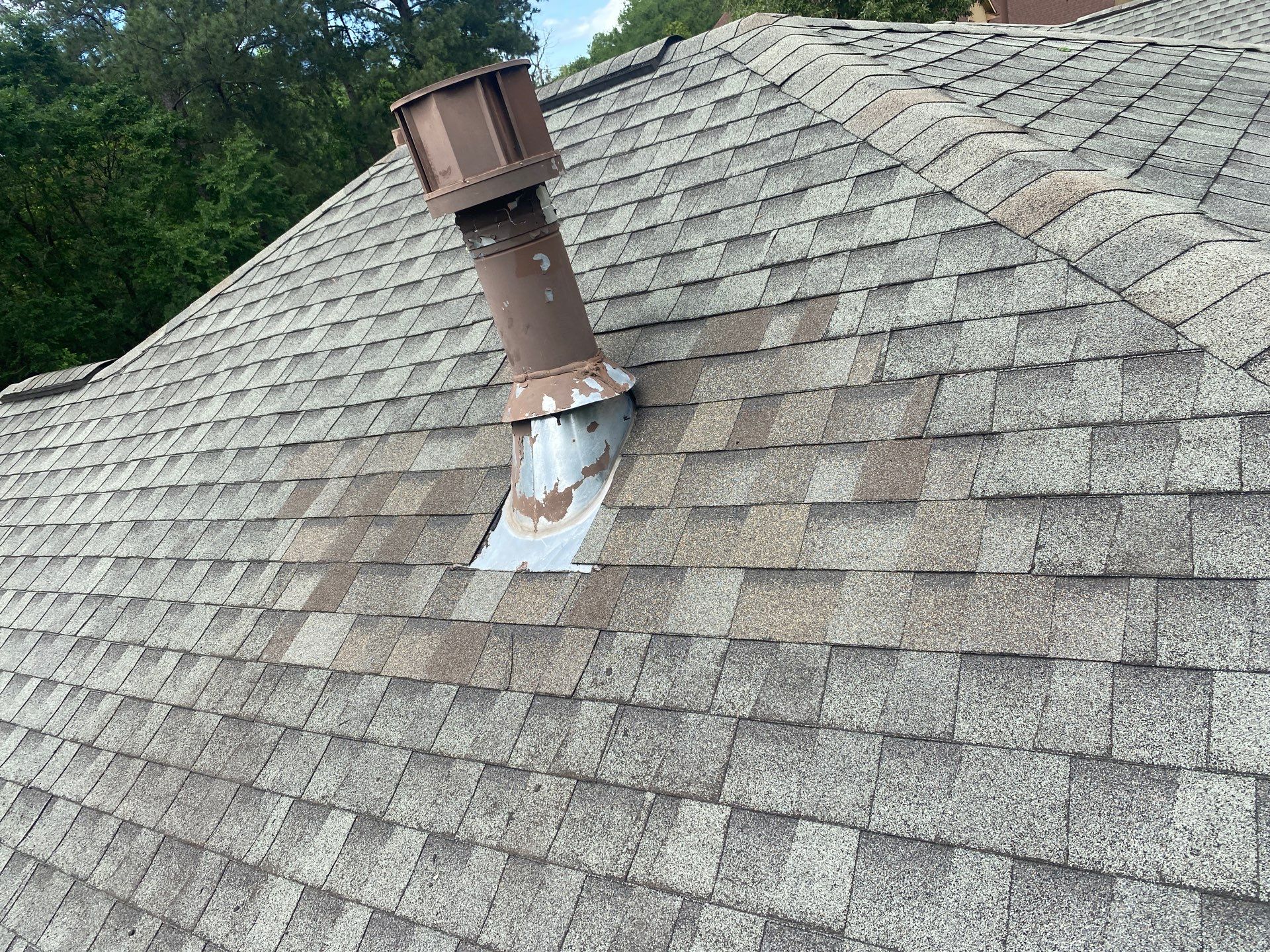 Hail Damage using Owen's Corning Duration (Lifetime) Shingles by Roof Repair Company