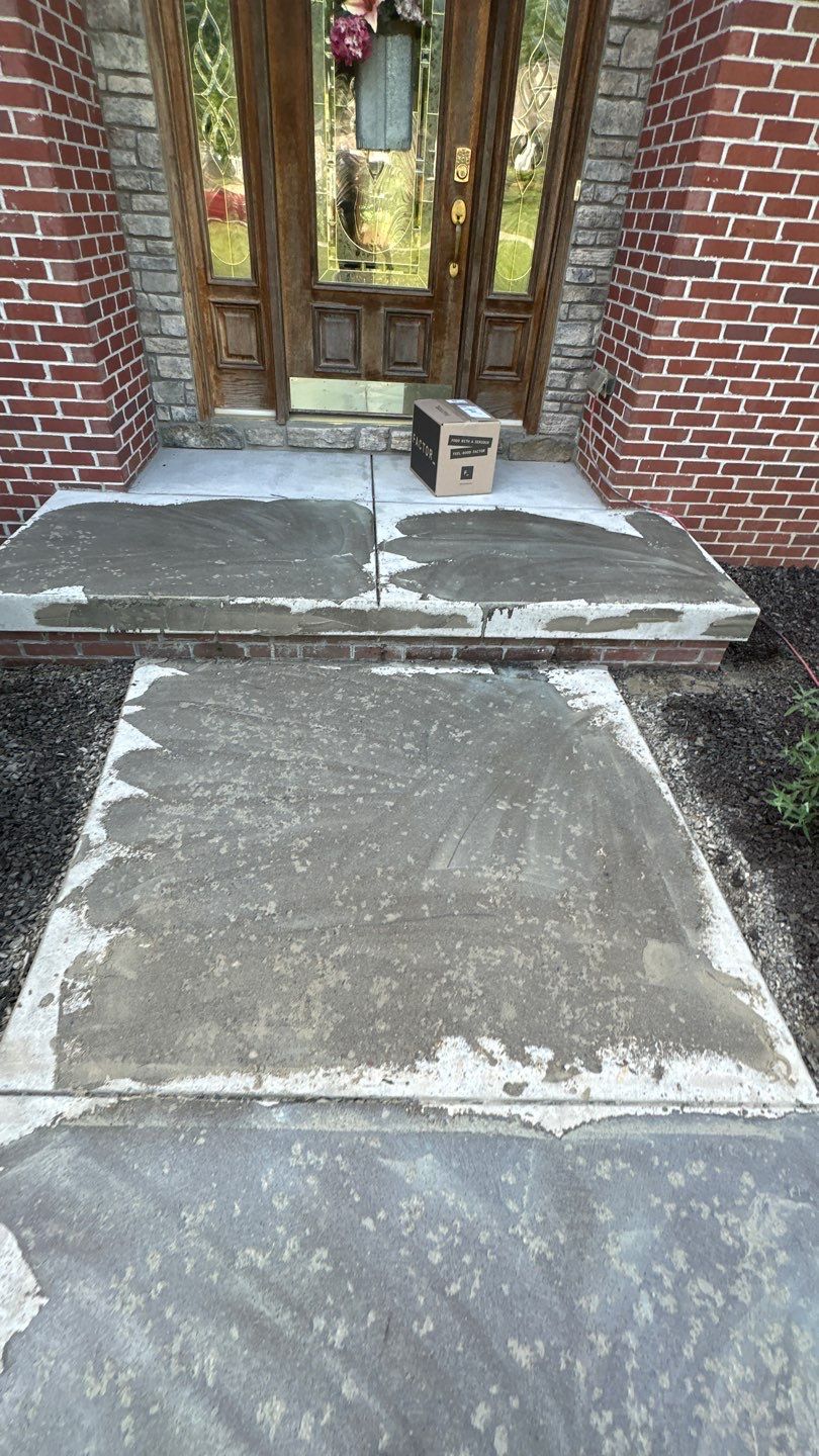 Driveway + Garage + Walkway Project in Meridian by Floors in a Day, Inc