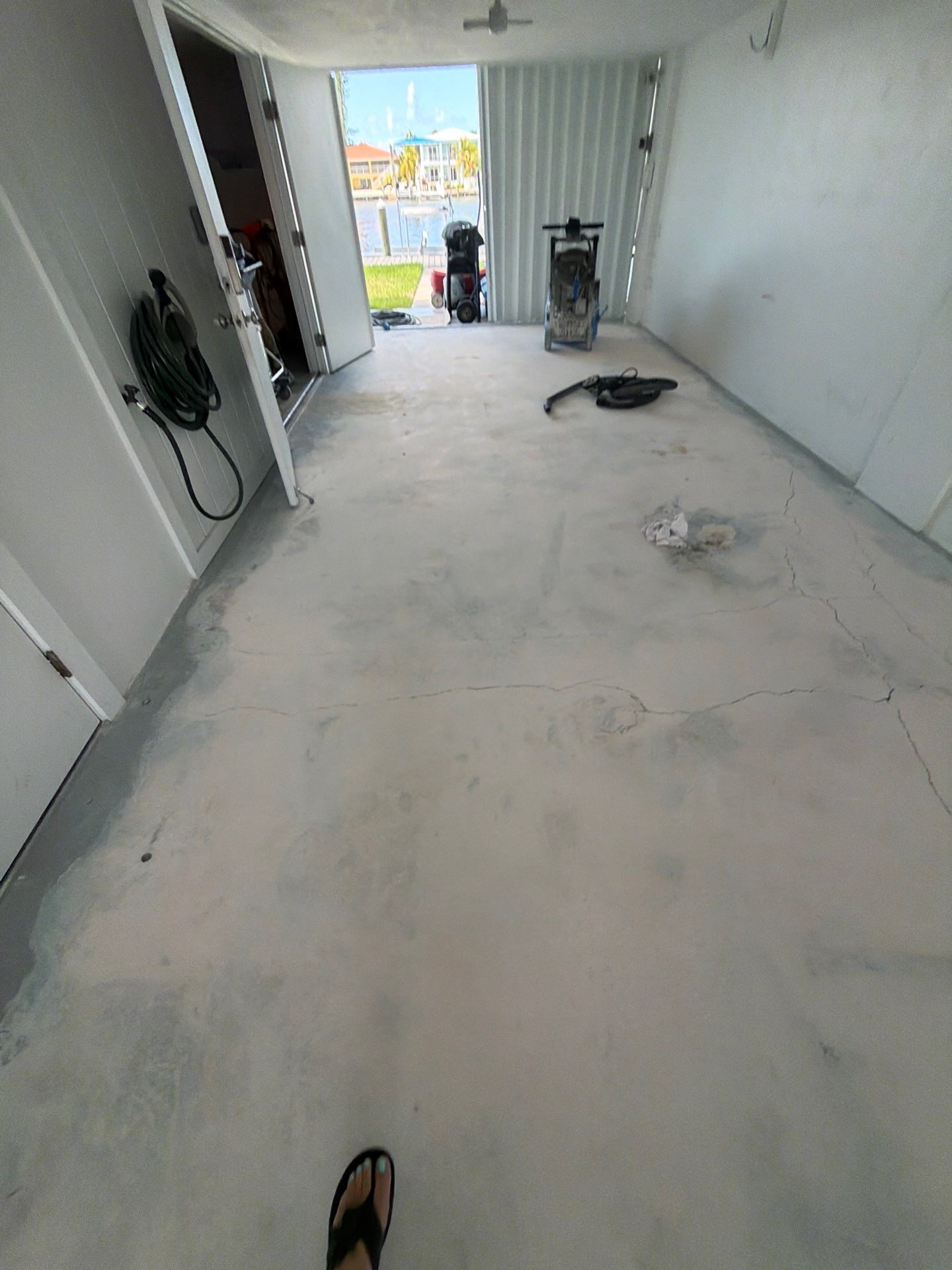 “Tidal Wave” Carport Garage in Marathon, FL by Tropical Epoxy Coatings & Creations LLC