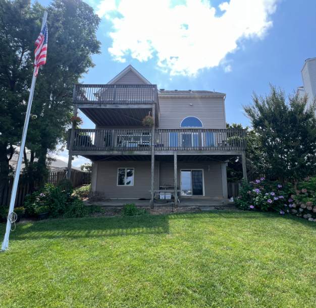 Waterfront deck In Keyport  by deck guardian
