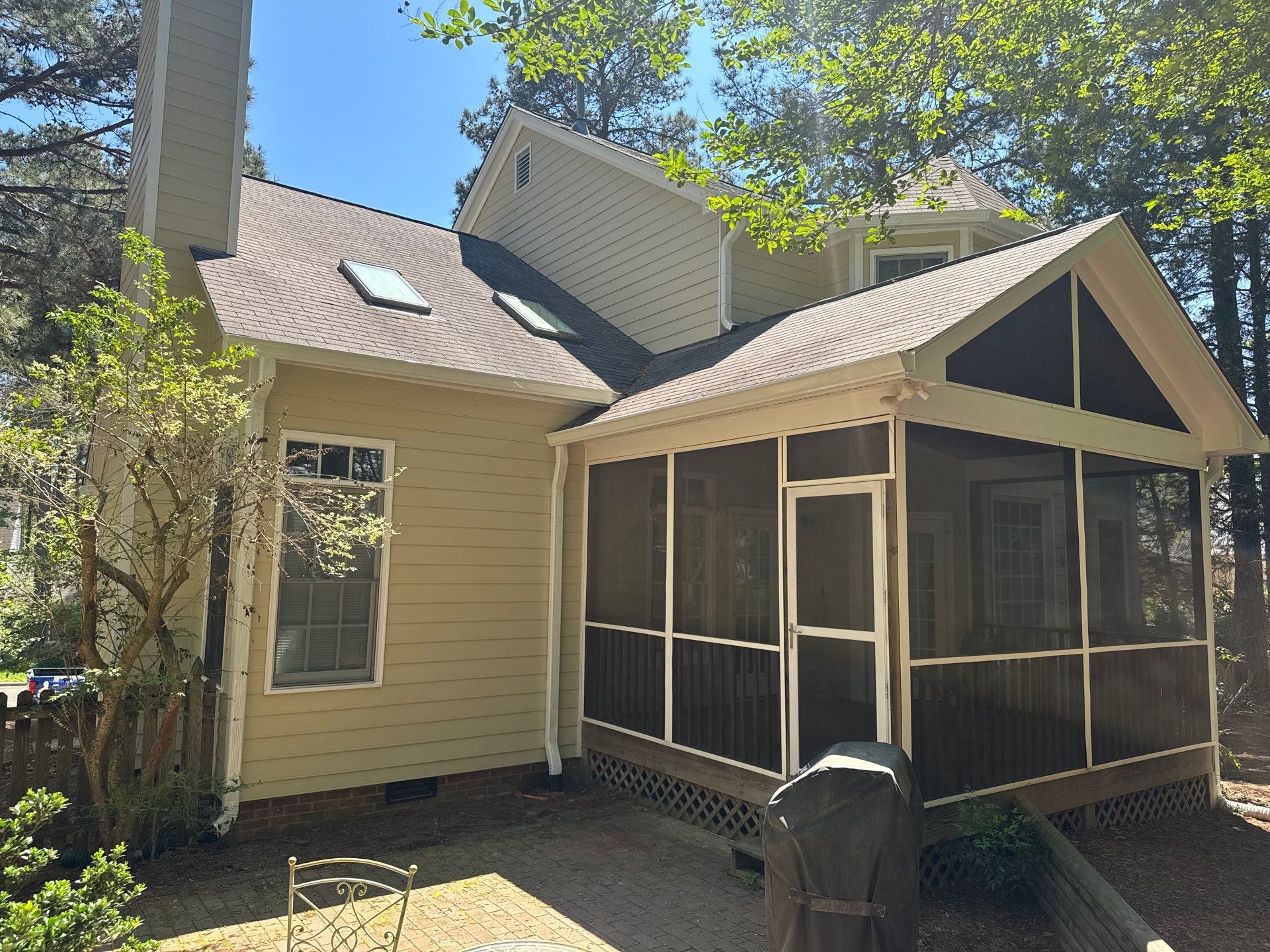 Exterior paint and siding replacement by GonzalezPainters & Contractors Inc 