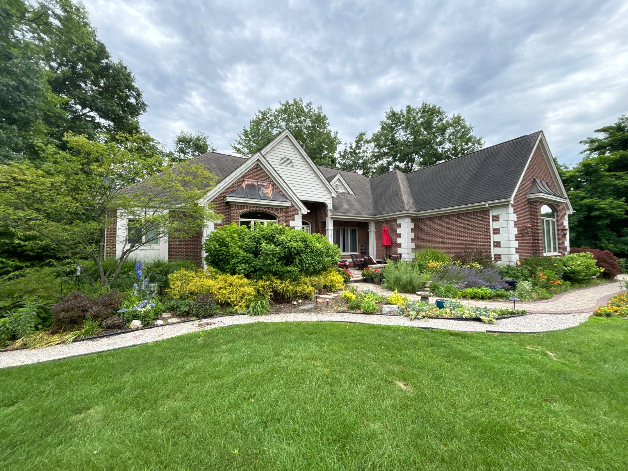 Roof Replacement using Owens Corning Duration by 180 Contractors