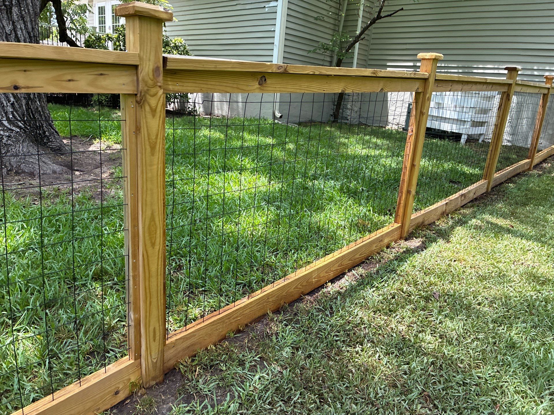 Fence using Wood Sealant by DuraSeal