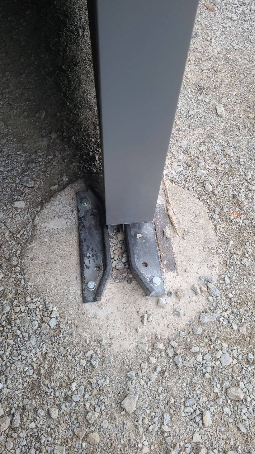 Replace worn out pole barn doors by Dagny Builders