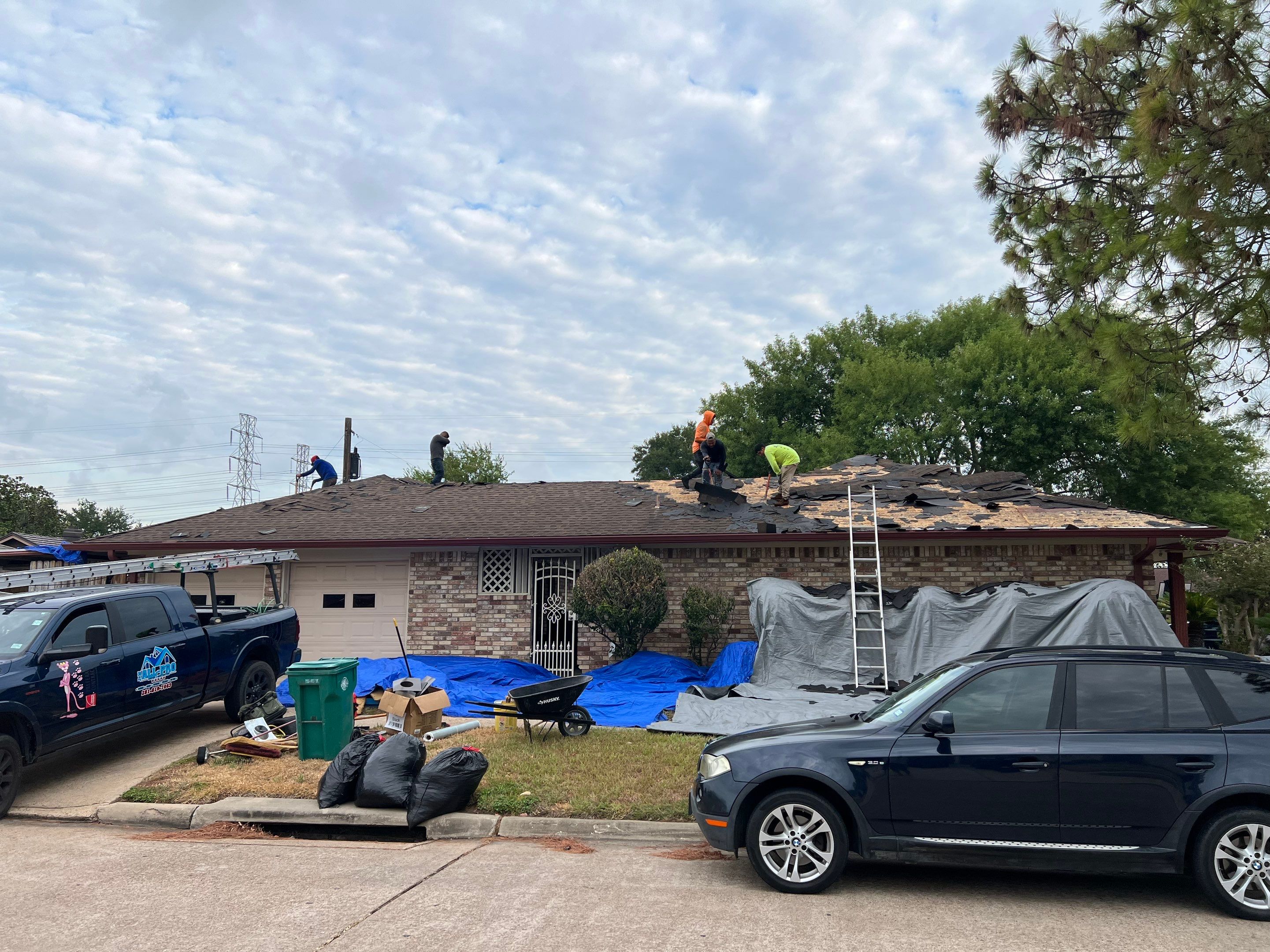 Residential Roofing Installation using Owen's Corning Duration (Lifetime) Shingles by Roof Repair Company
