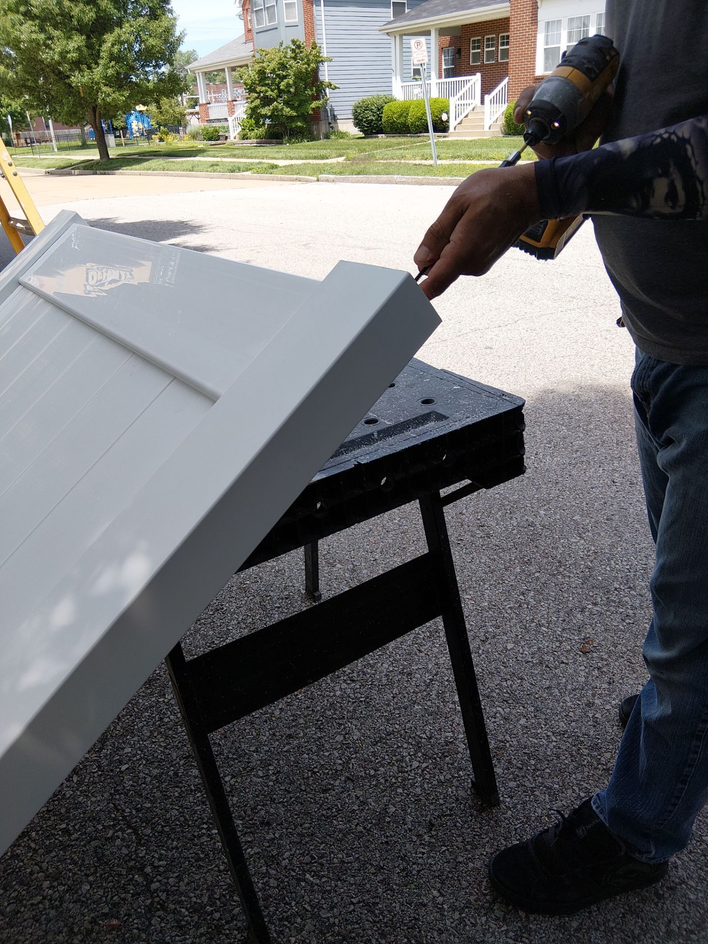 White Vinyl Gate Replacement – St. Louis, MO by Legendary Services Company LLC.