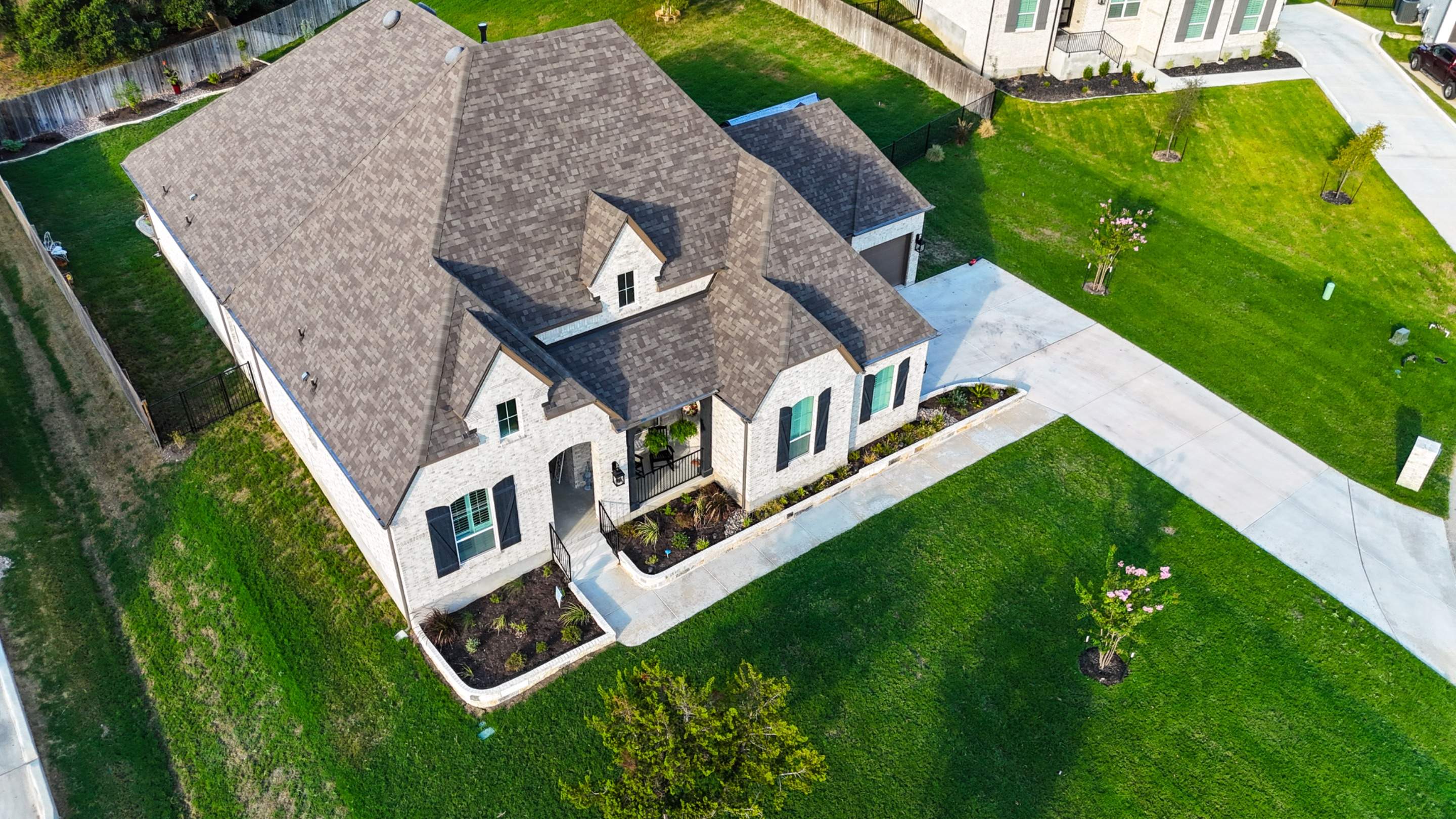 Timberwood Estates - San Antonio, TX by Hole In One Lawns, LLC