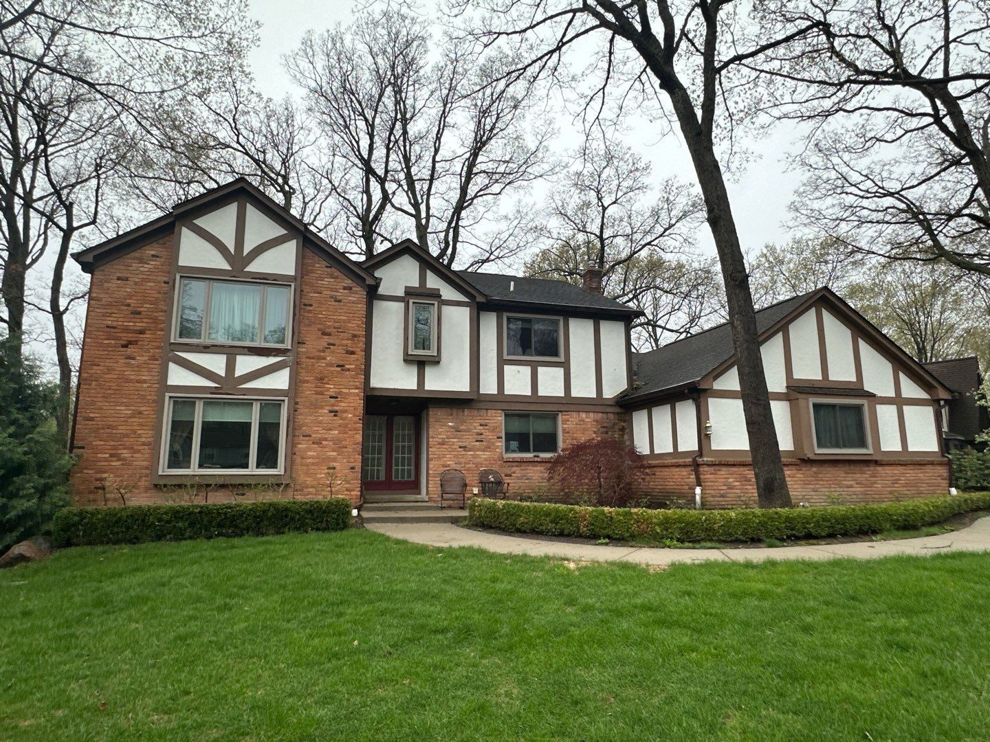 Siding Installation using Alside Monterey Sand by 180 Contractors