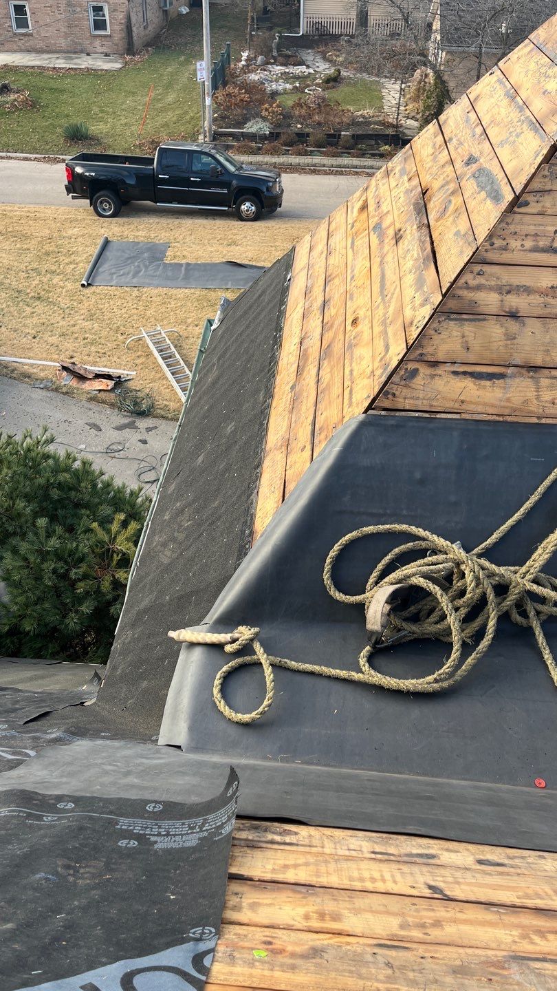 Slate Roof Removal using Atlas Storm Master Slate by Total Exteriors