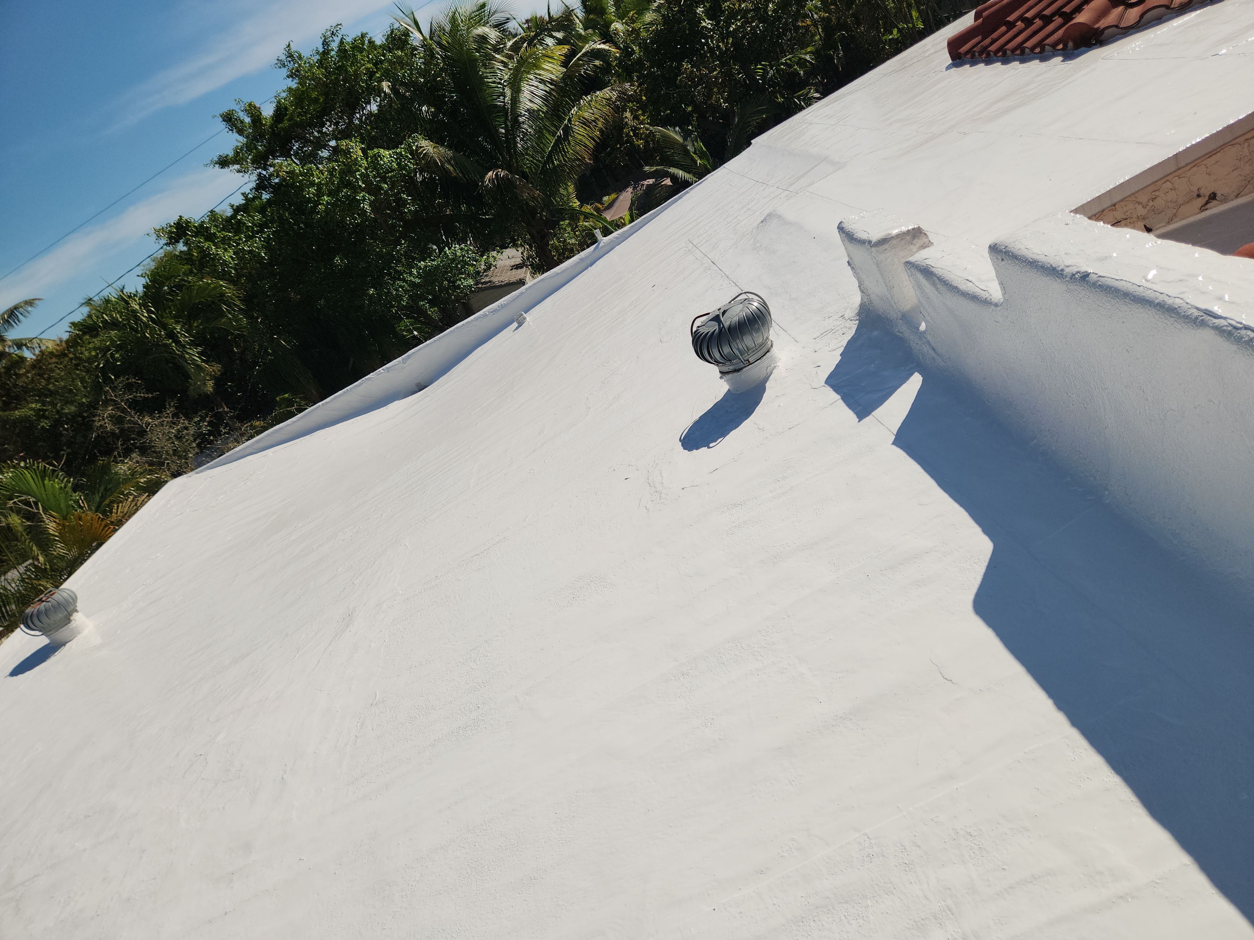 Expert Silicone Roof Coating in Hollywood – Aastro Roofing Delivers Long-Lasting Protection by Aastro Roofing