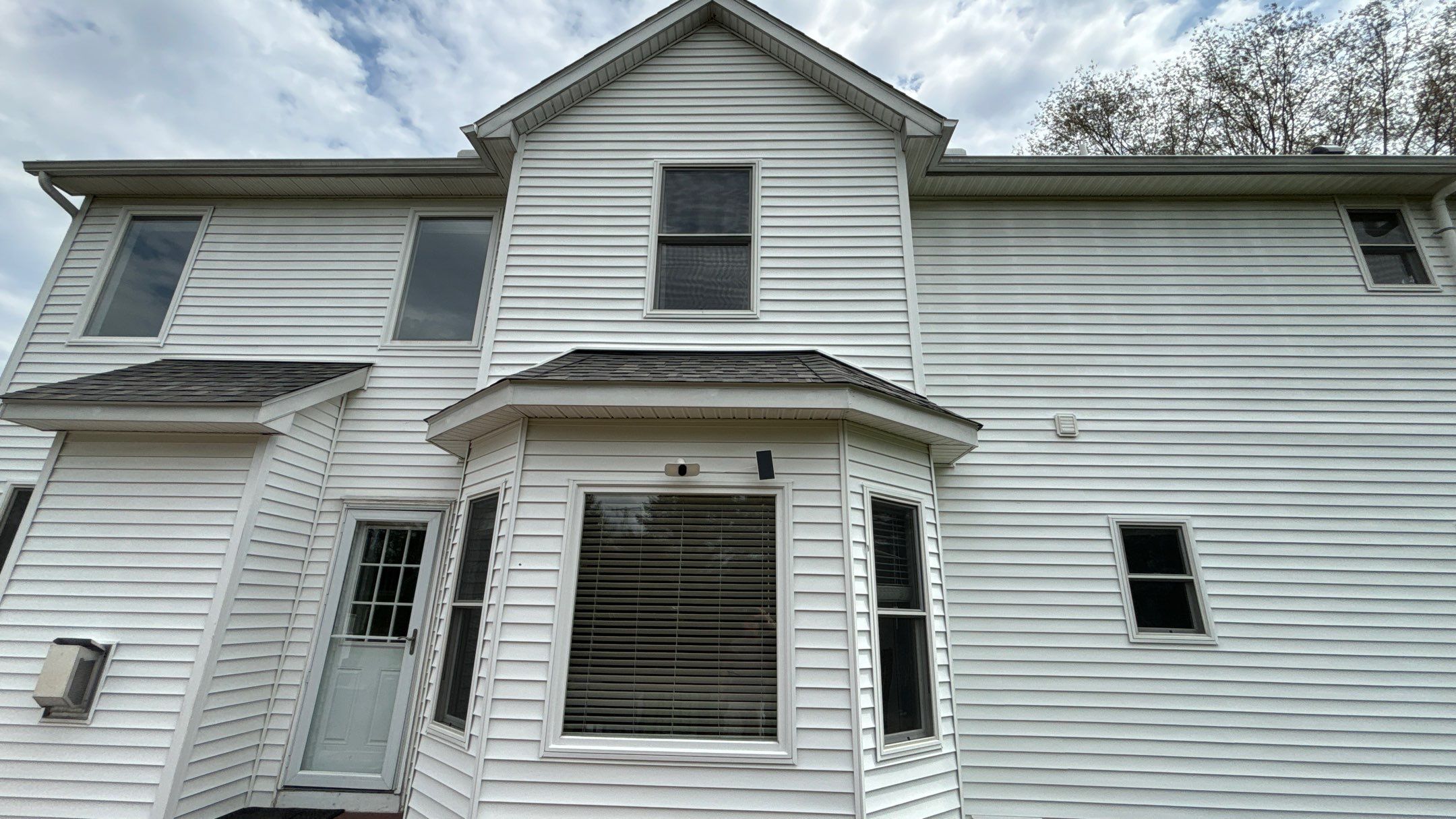 Roof Replacement using CertainTeed Landmark Pro by 180 Contractors