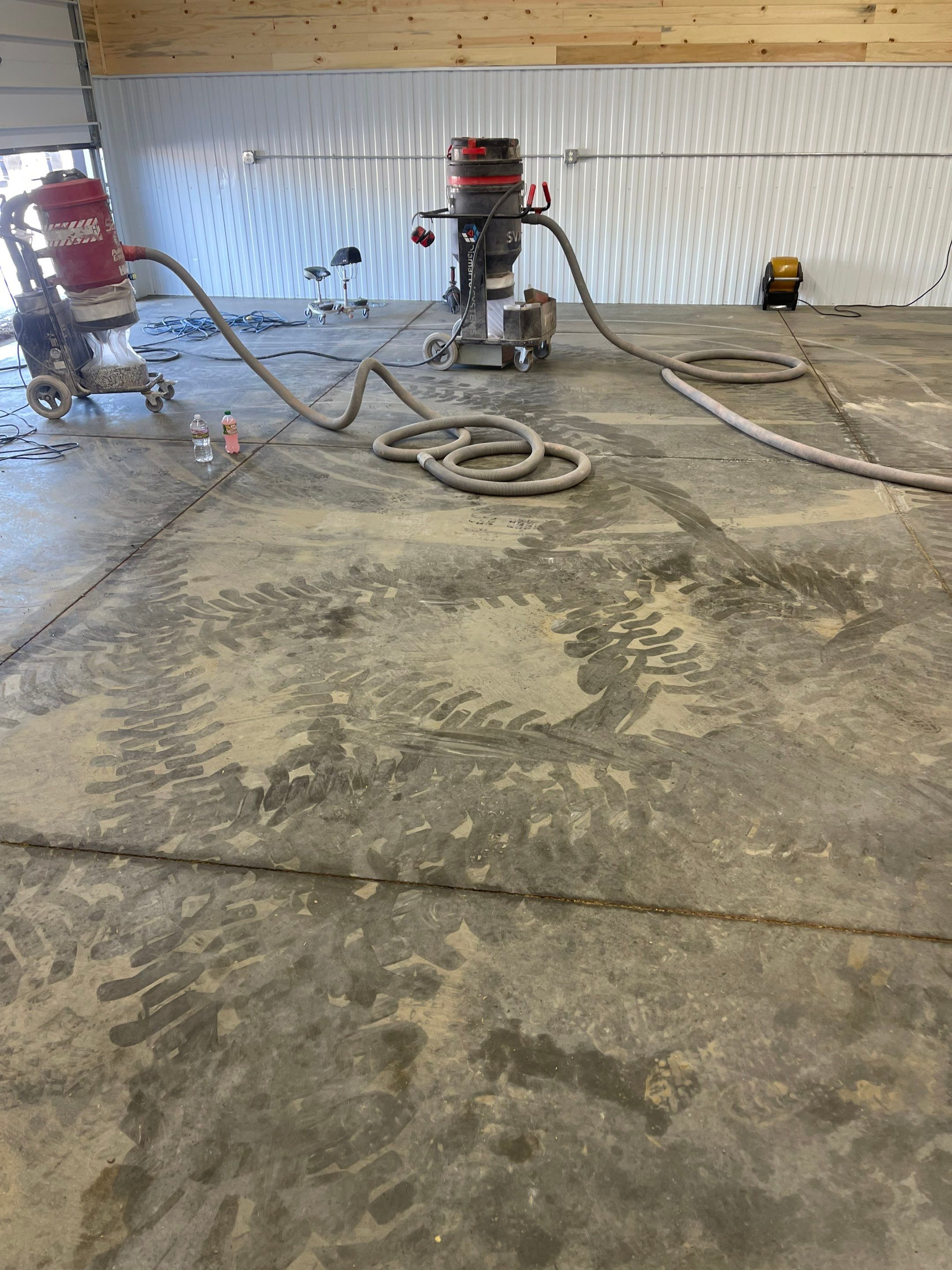 Garage using Pecan by Select Painting, Coatings & Garage Cabinets