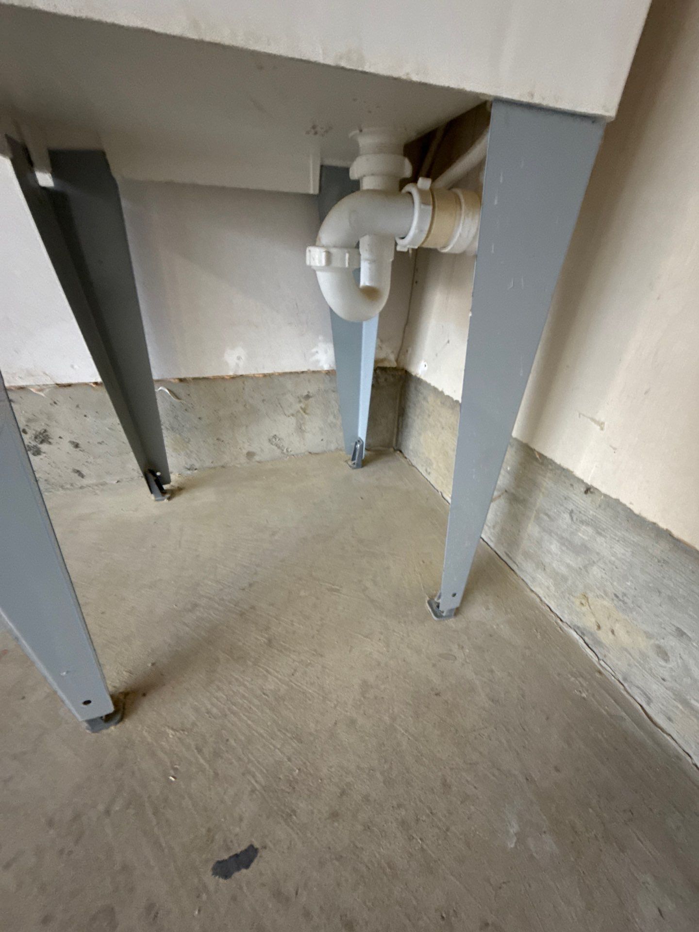 Porch + Garage Project in Oakdale by Floors in a Day, Inc