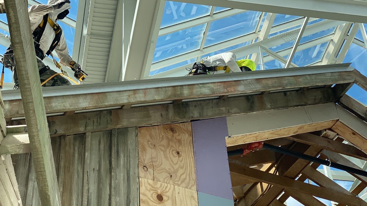 Gaylord Palms Old Hickory Restaurant by Fiddlers Roofing