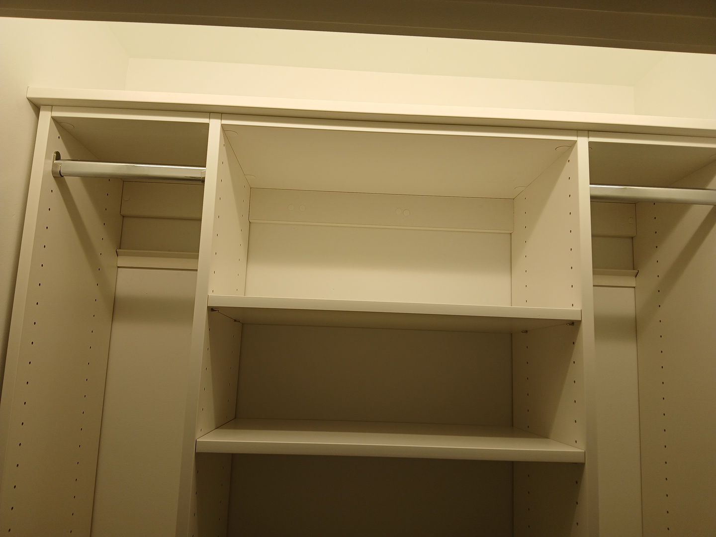 Closet Organization in Grand Beach, MI! by Innovative Spaces / Innovative Concrete Coatings